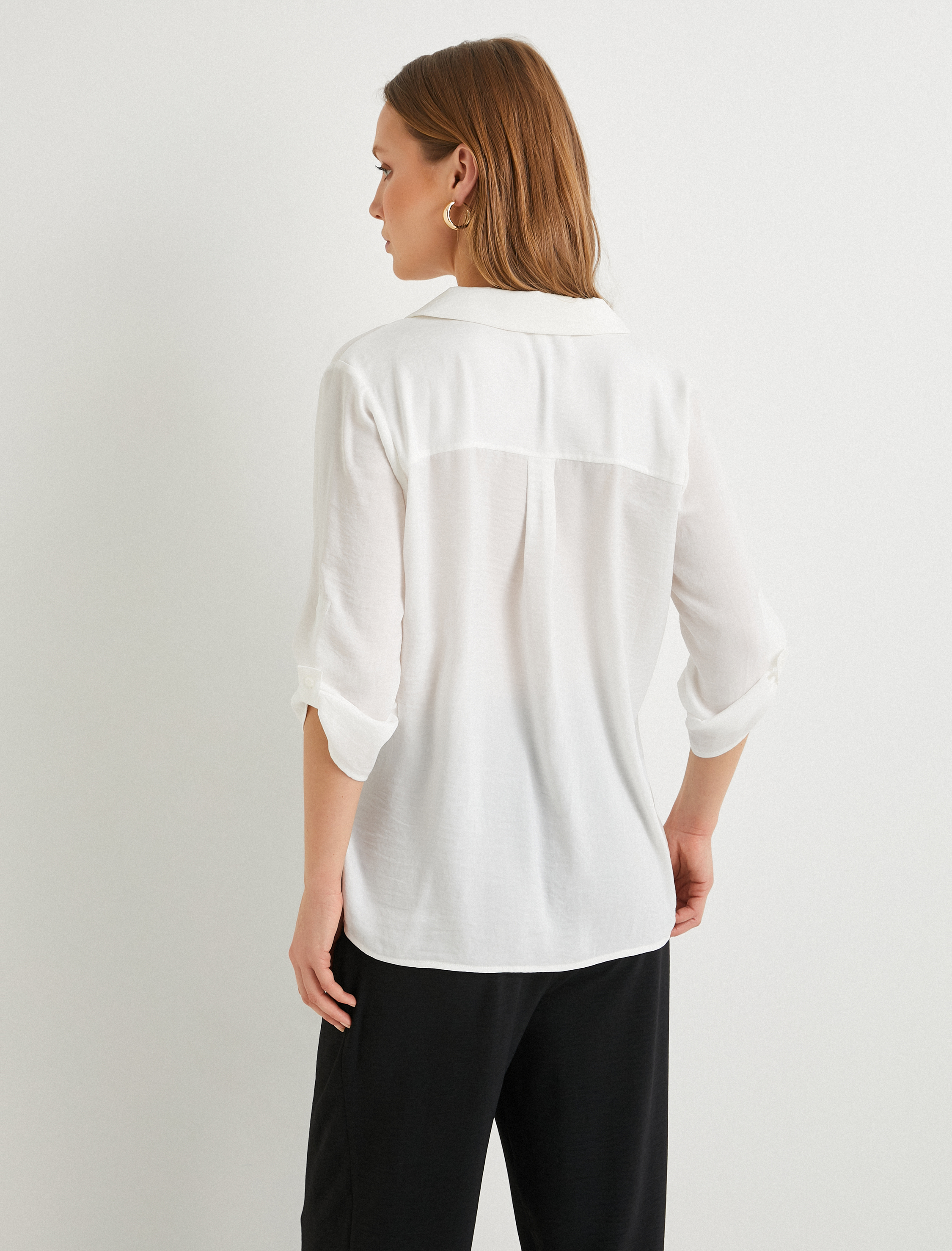   V Yaka Bluz Katlamalı Kollu Regular Fit