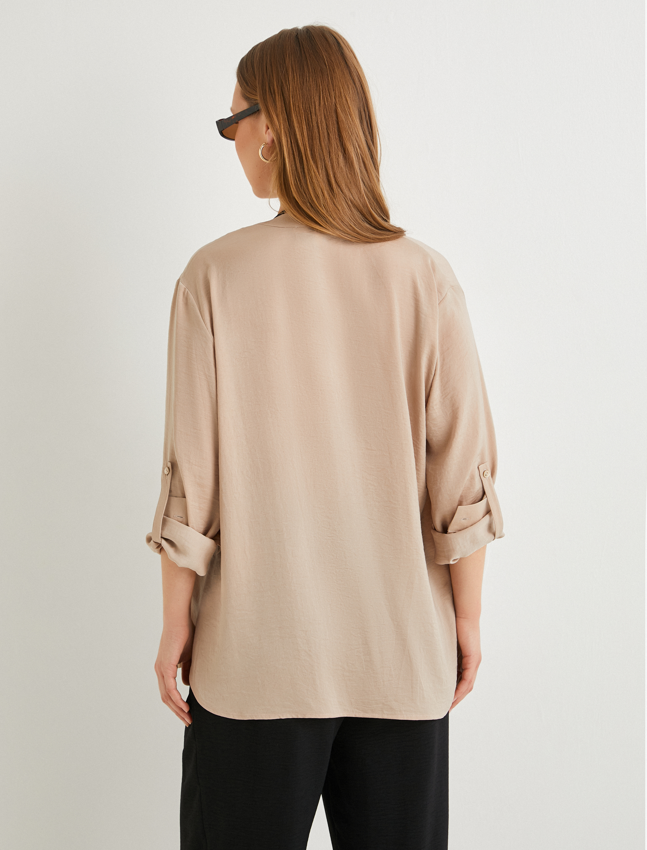   Hakim Yaka Gömlek Uzun Katlamalı Kol Cepli Düğmeli Regular Fit