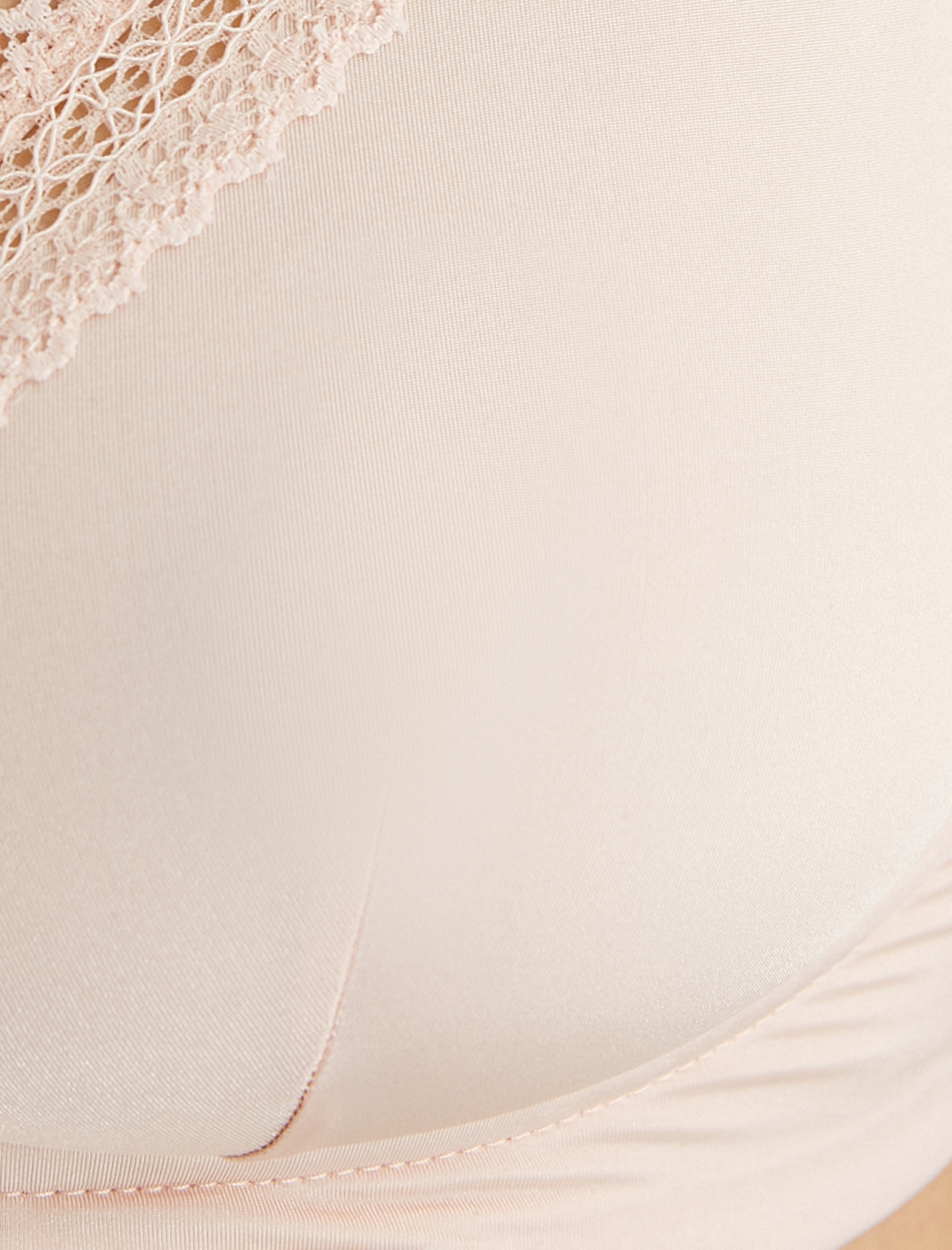   Dantelli Sütyen Dolgusuz Kapsız Balensiz