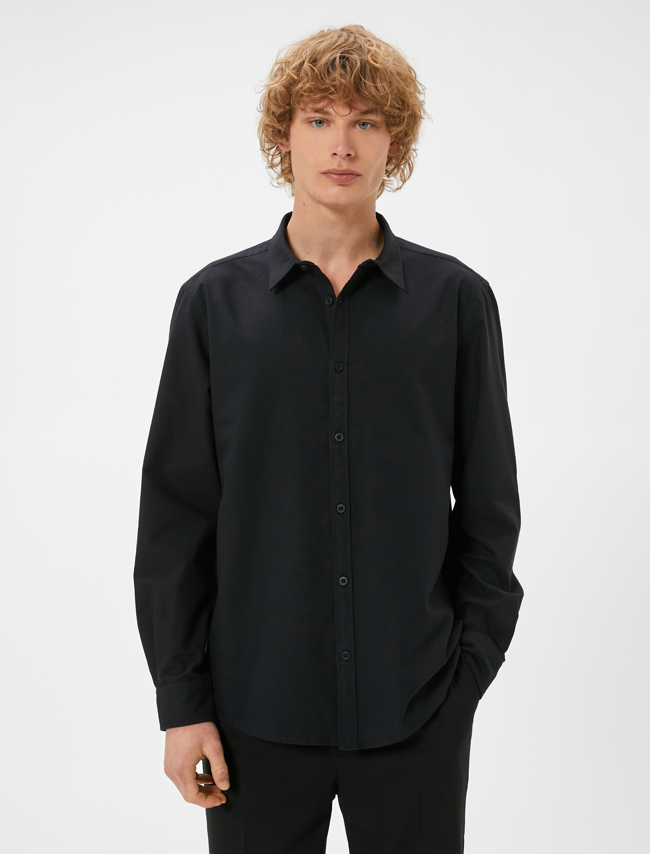   Basic Gömlek Klasik Yaka Düğmeli Uzun Kollu Pamuklu Regular Fit