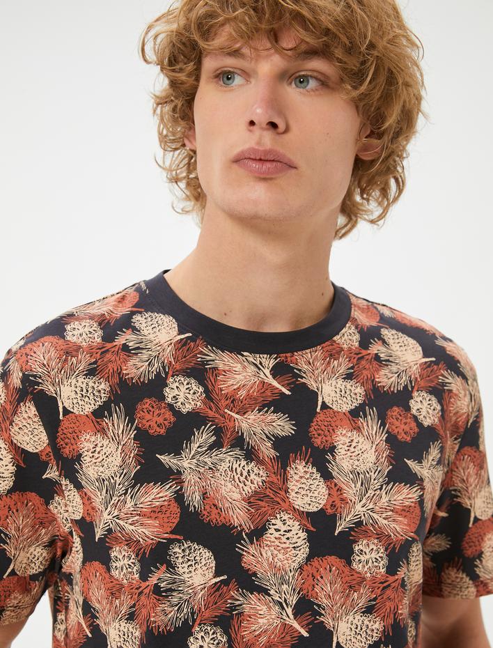  Yaprak Baskılı Tişört Bisiklet Yaka Kısa Kollu Pamuklu