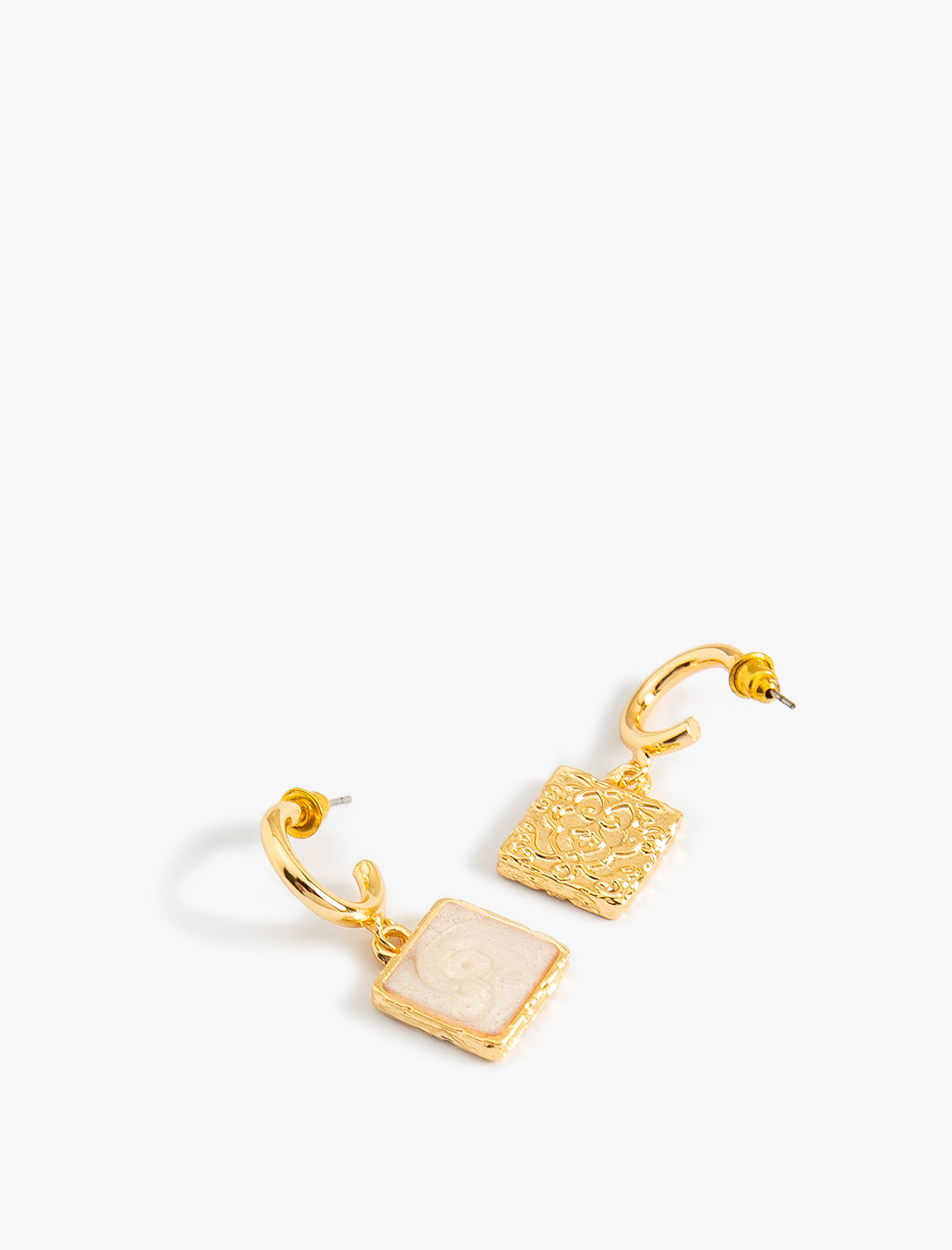  Kadın Geometrik Taş Detaylı Halka Küpe