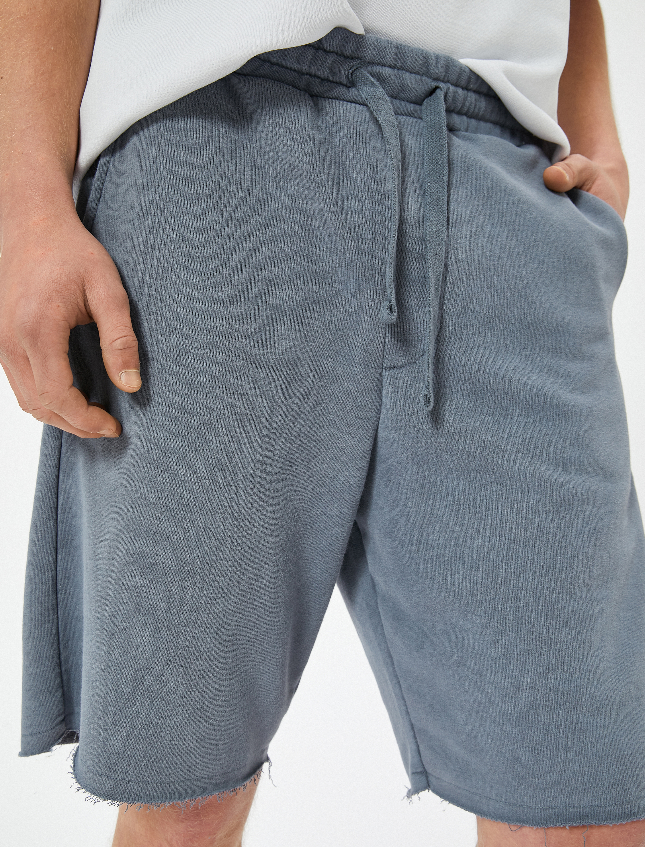   Oversize Şort Bermuda Yıkamalı Beli Bağcıklı Cepli