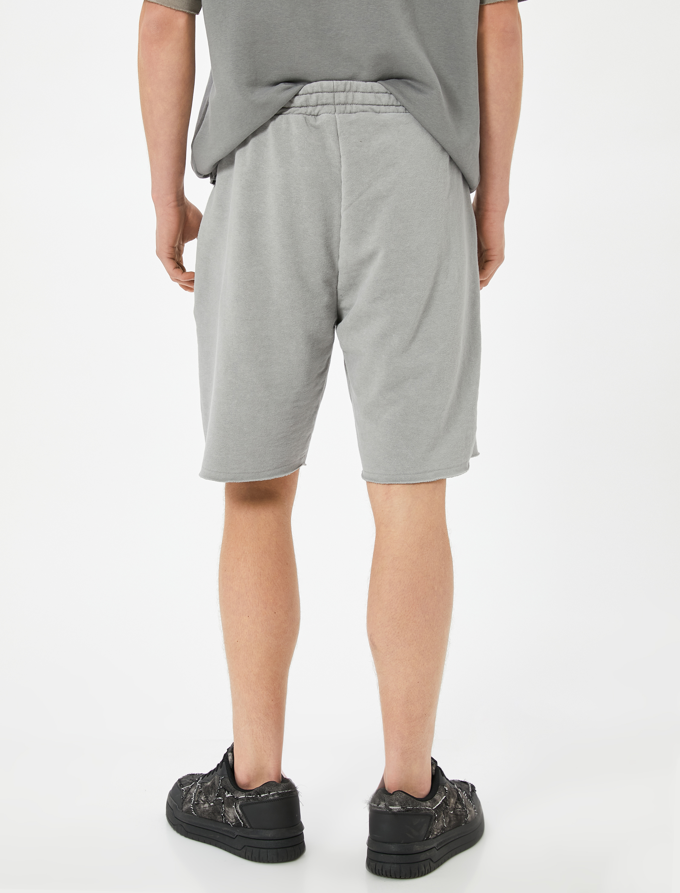   Oversize Şort Bermuda Yıkamalı Beli Bağcıklı Cepli