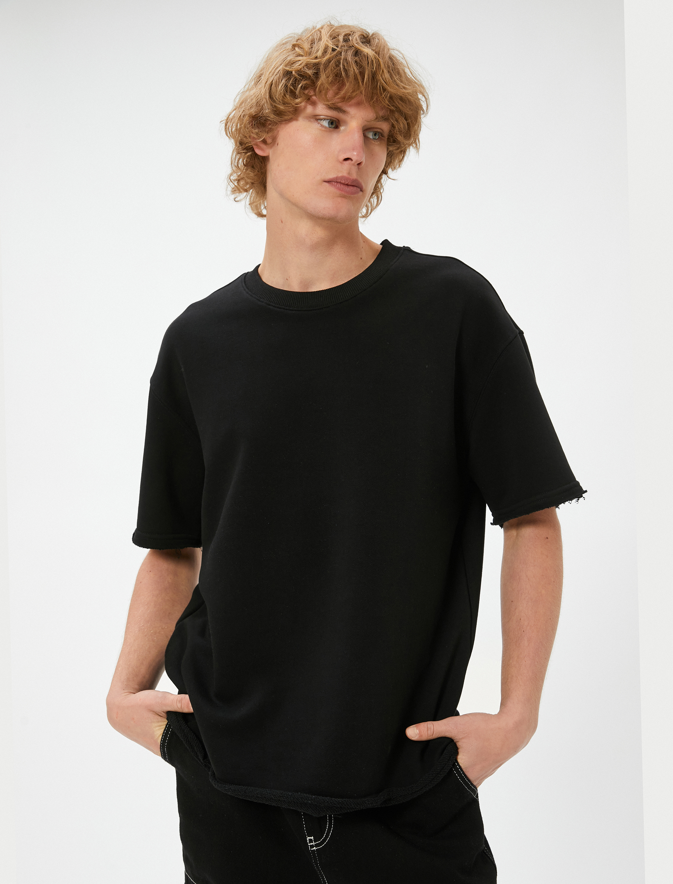   Oversize Basic Tişört Bisiklet Yaka Kısa Kollu Pamuklu