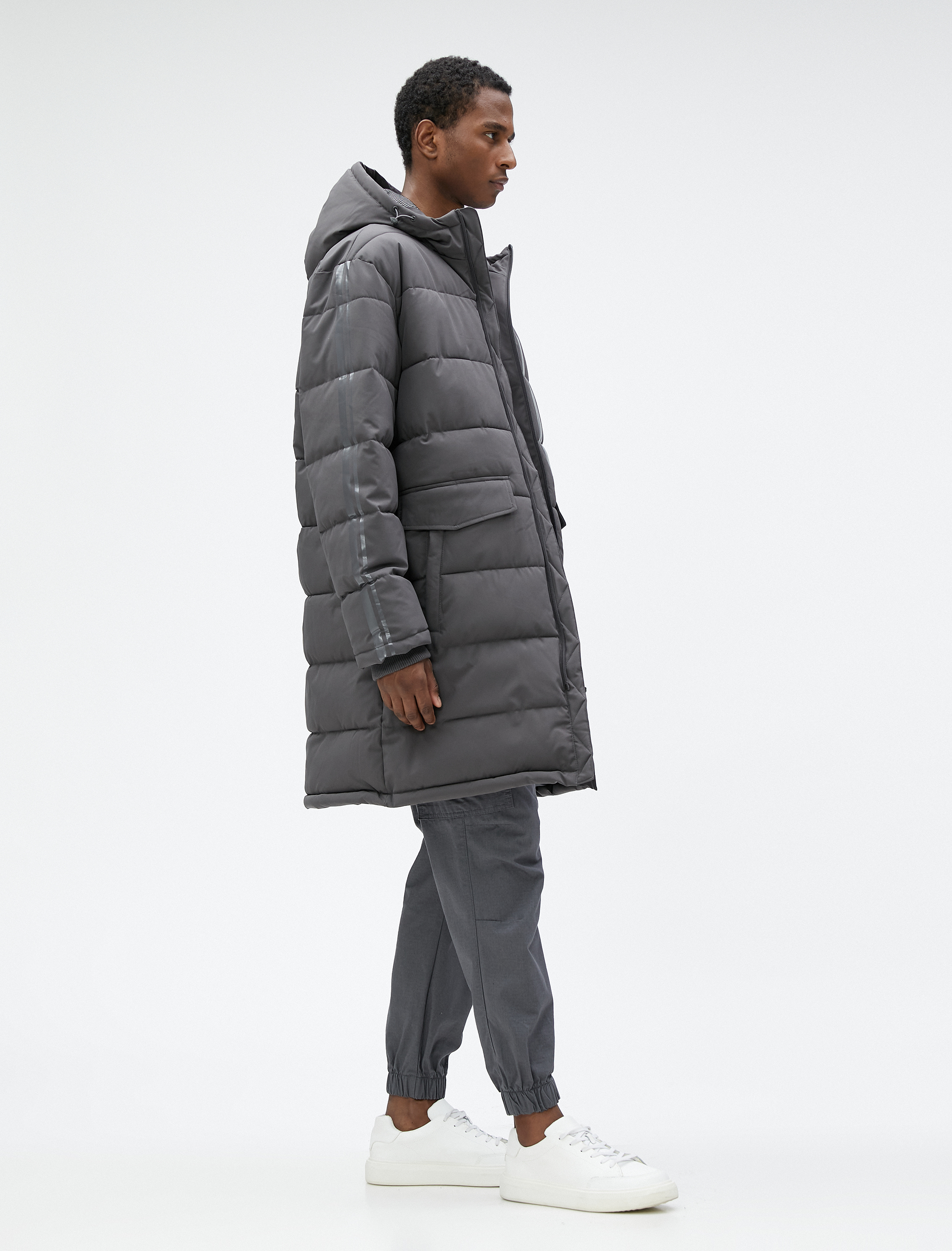   Uzun Mont Anorak Kapşonlu Cepli Şerit Baskılı