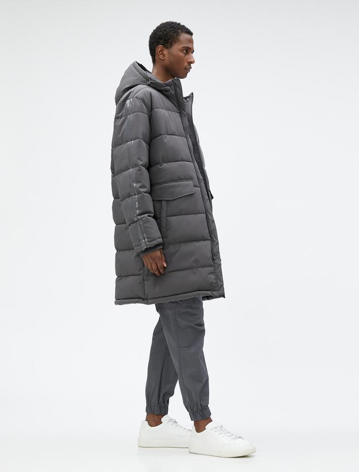  Uzun Mont Anorak Kapşonlu Cepli Şerit Baskılı