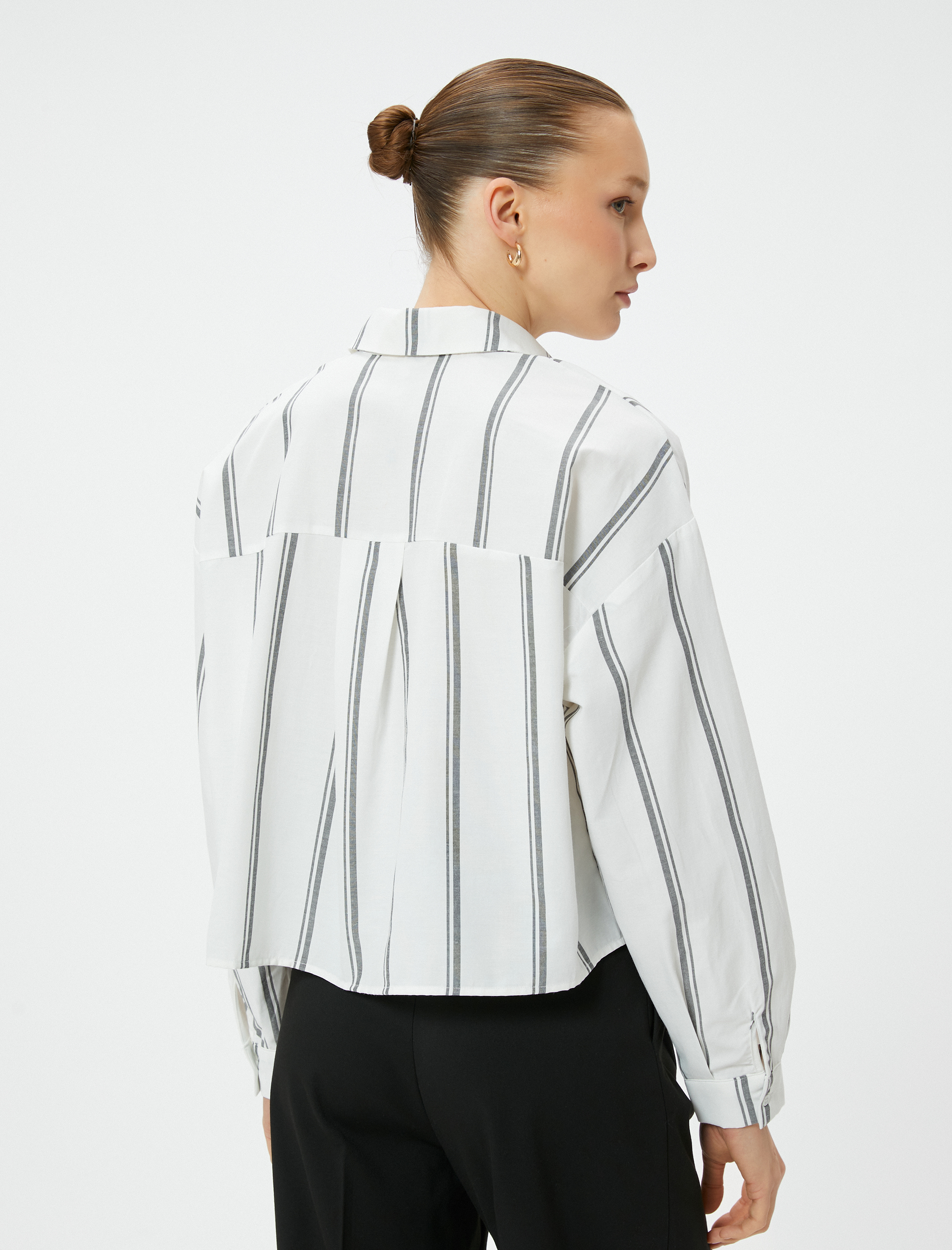   Uzun Kollu Gömlek Cepli Düğmeli