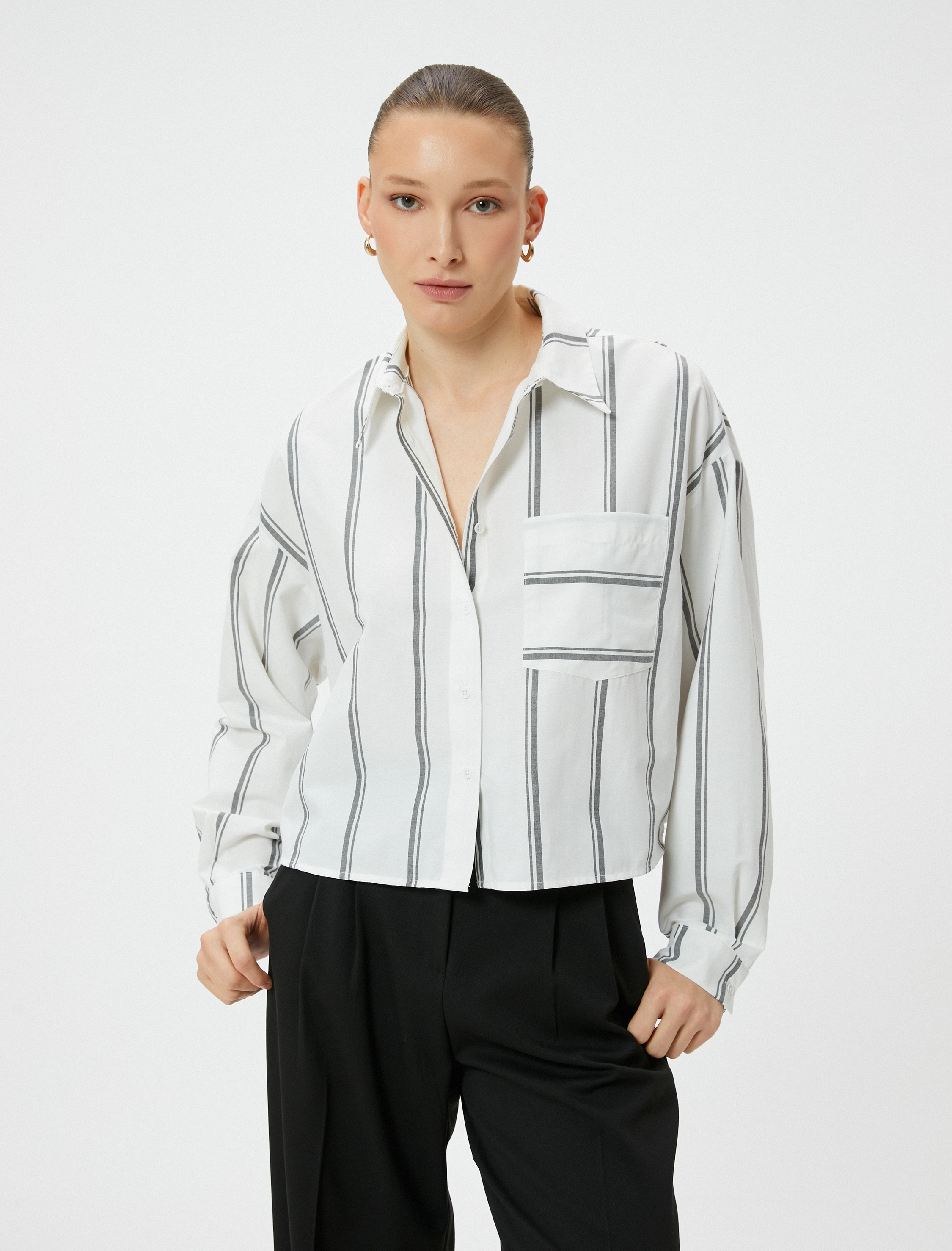   Uzun Kollu Gömlek Cepli Düğmeli