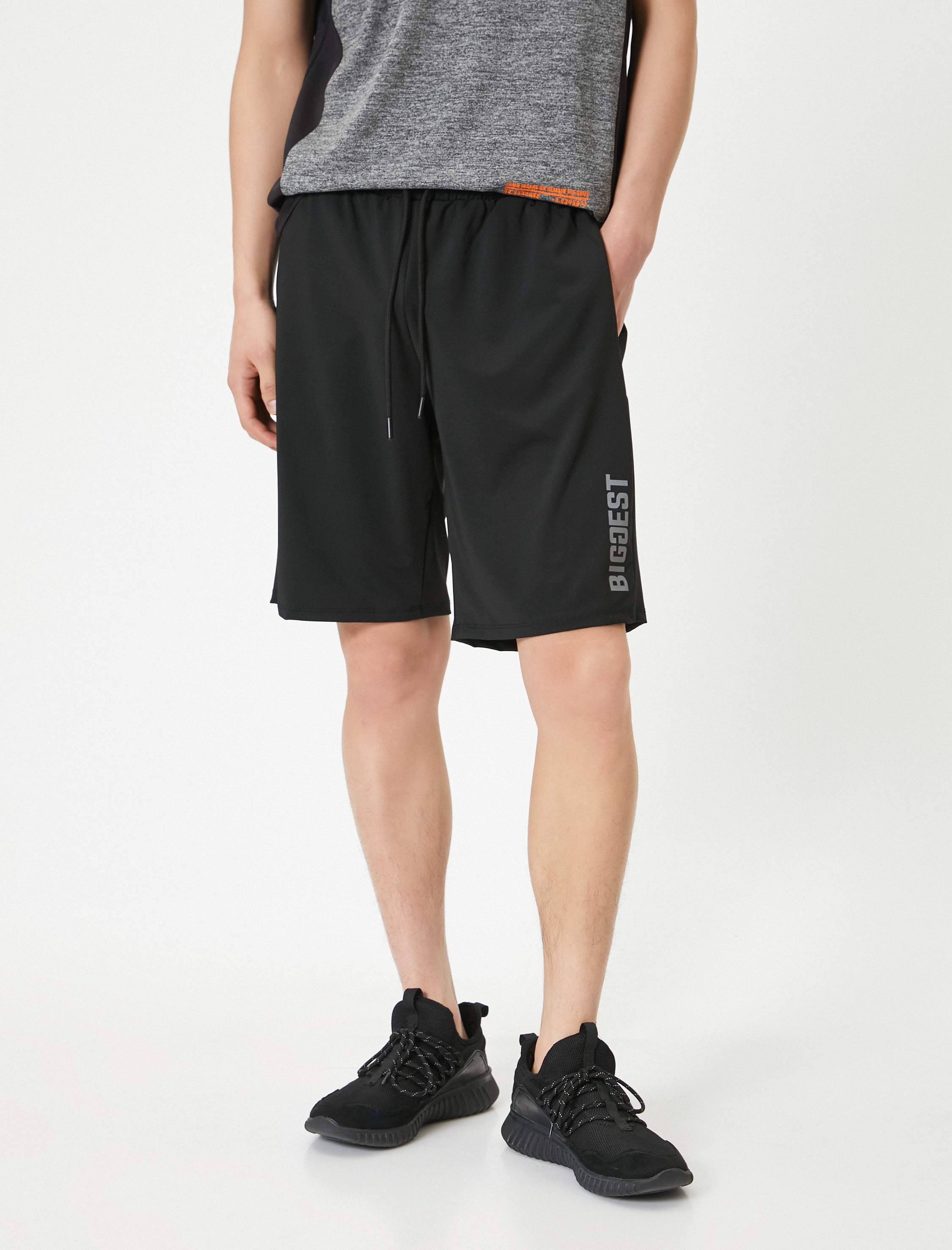   Spor Şort Slogan Baskılı Beli Bağcıklı Cepli