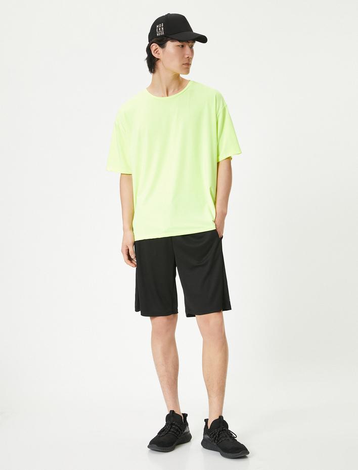  Spor Şort Slogan Baskılı Beli Bağcıklı Cepli