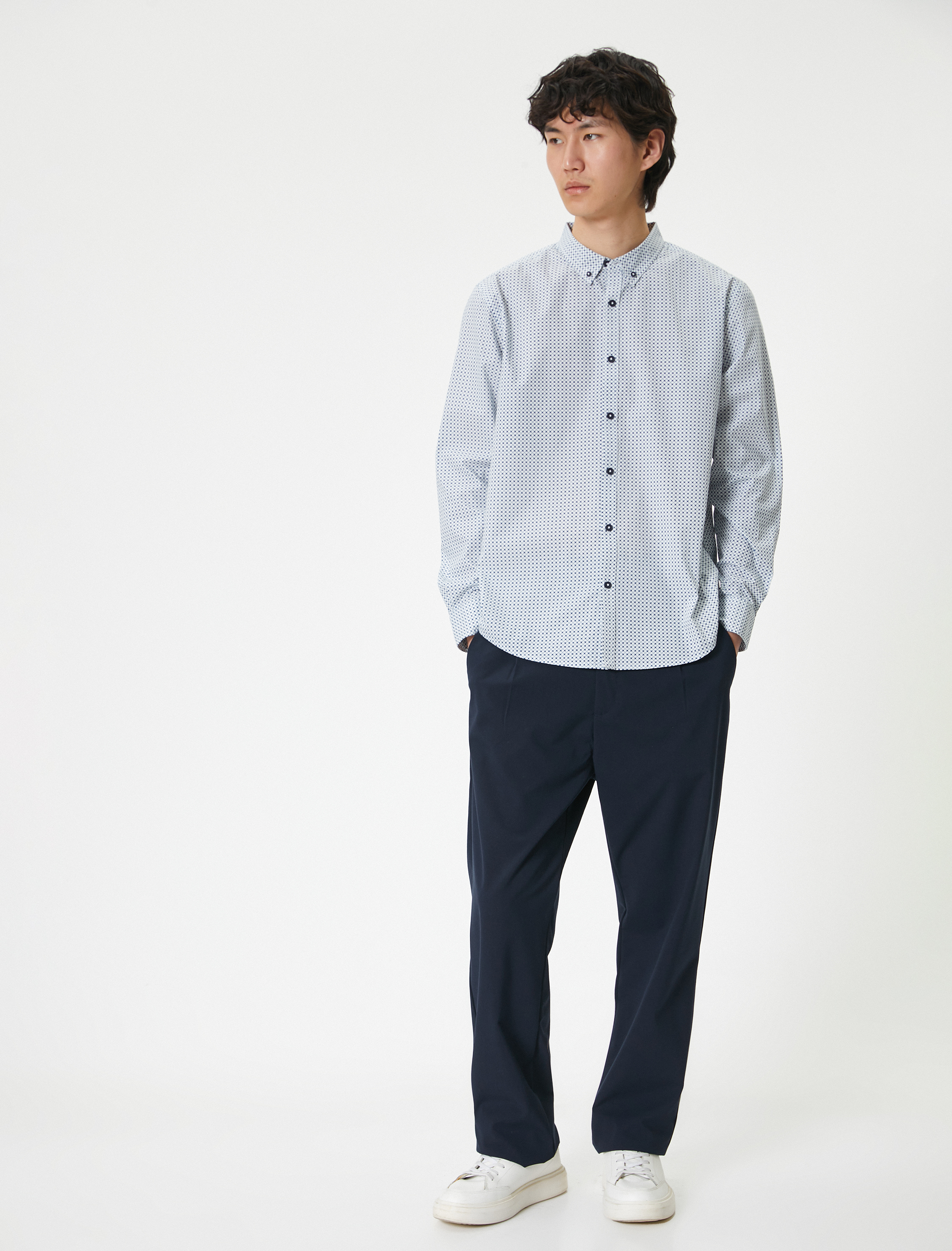   Basic Gömlek Klasik Yaka Düğmeli Uzun Kollu  Regular Fit