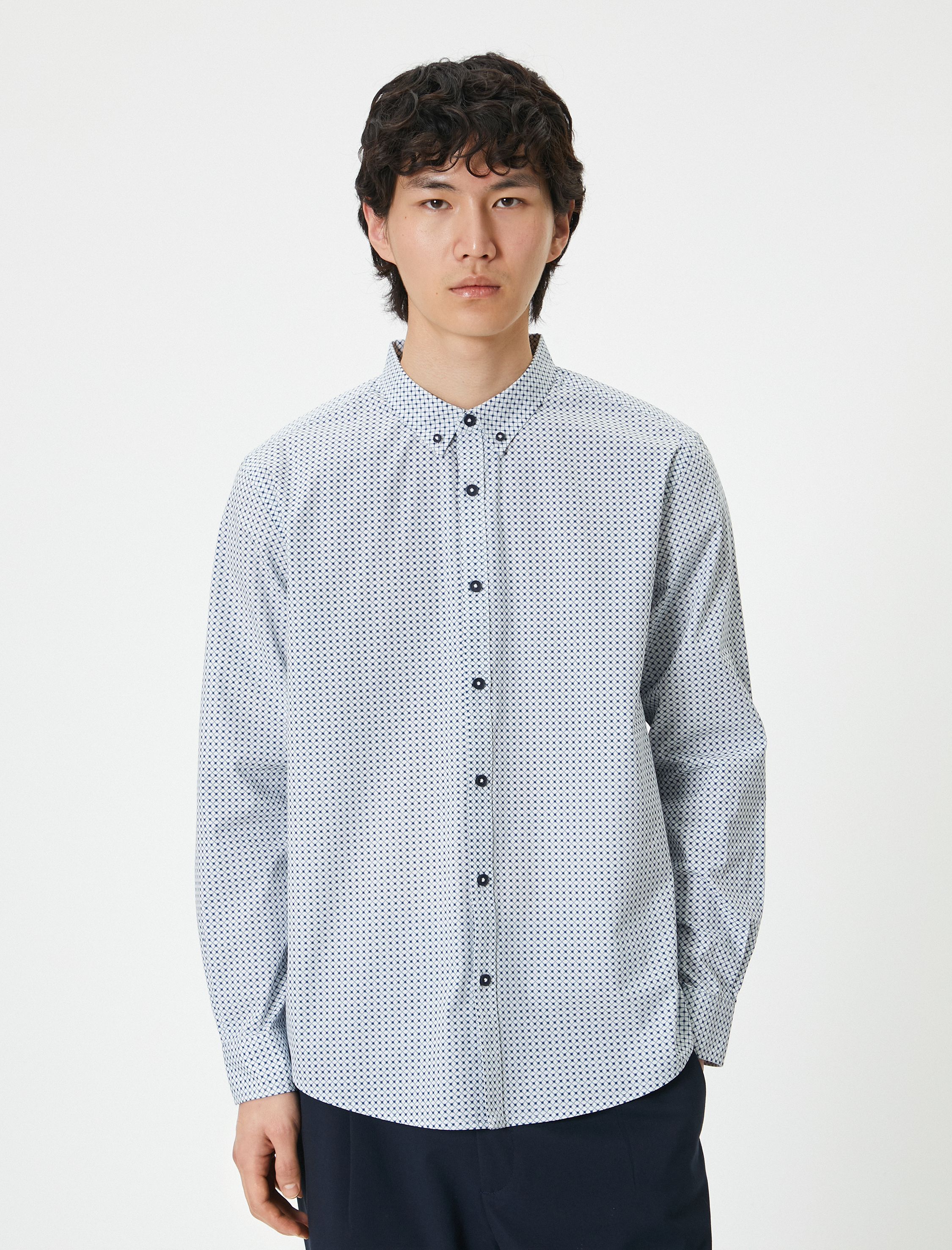   Basic Gömlek Klasik Yaka Düğmeli Uzun Kollu  Regular Fit