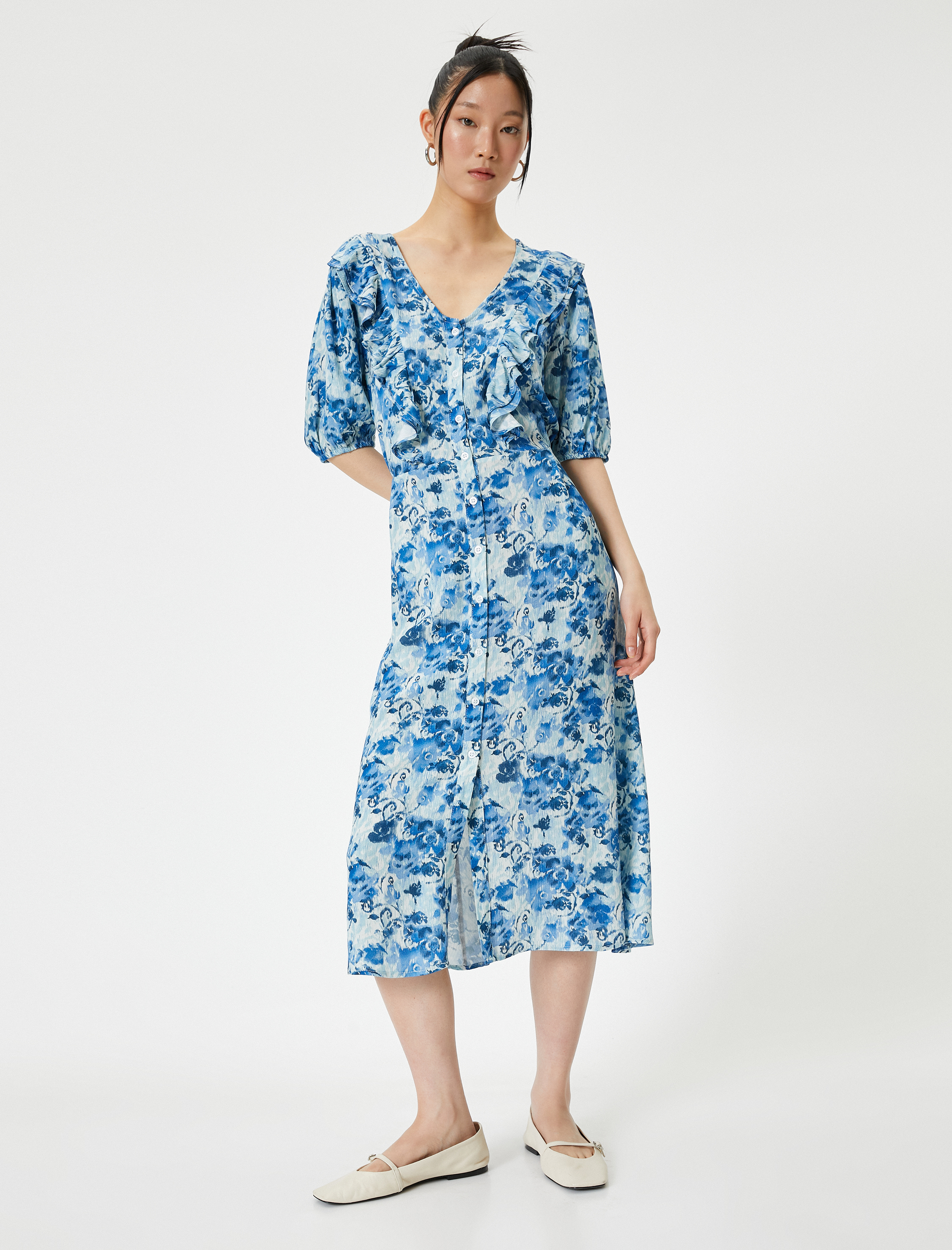   Maksi Çiçekli Elbise Kısa Balon Kol Düğmeli V Yaka