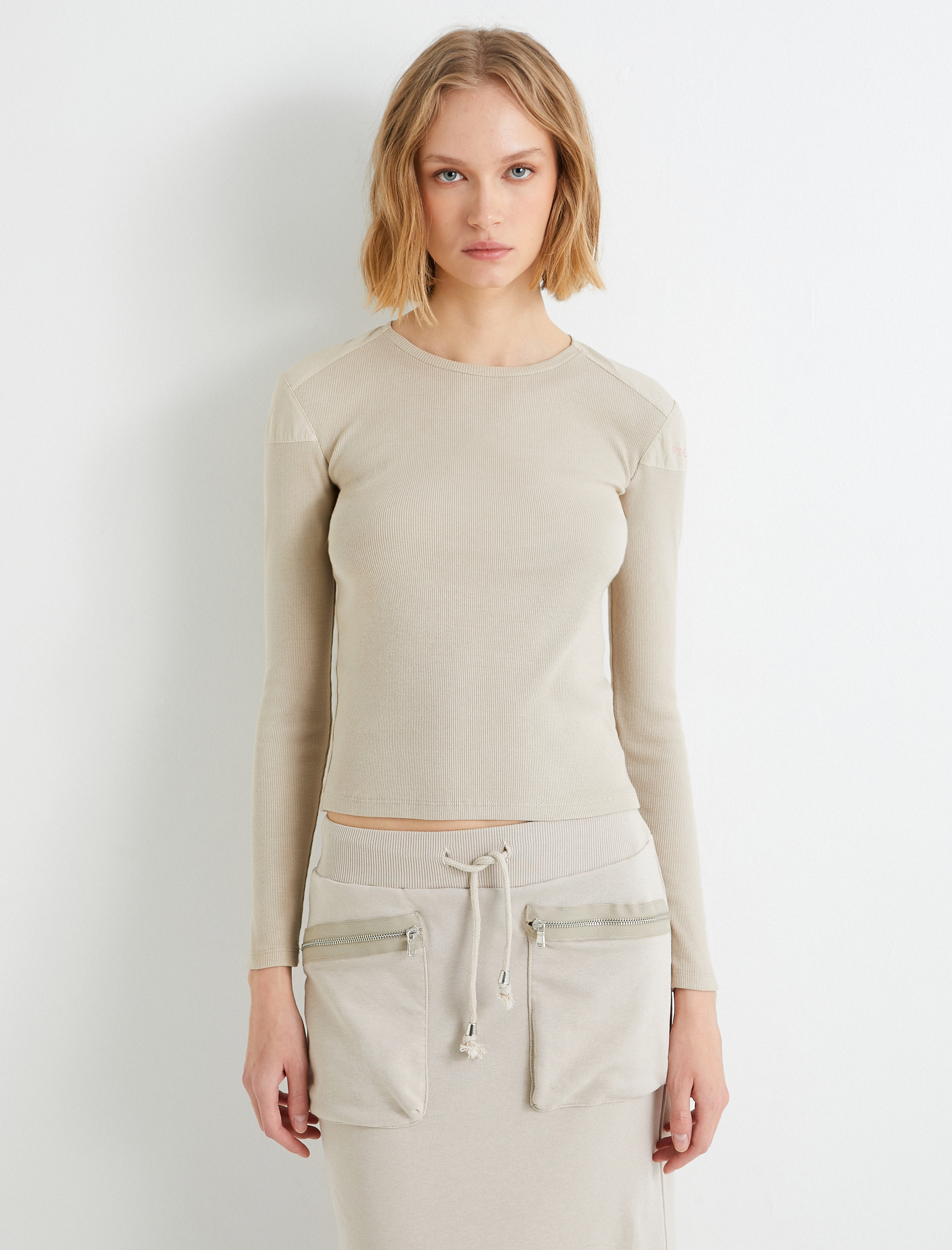   Uzun Kollu Tişört Omuz Detaylı Bisiklet Yaka