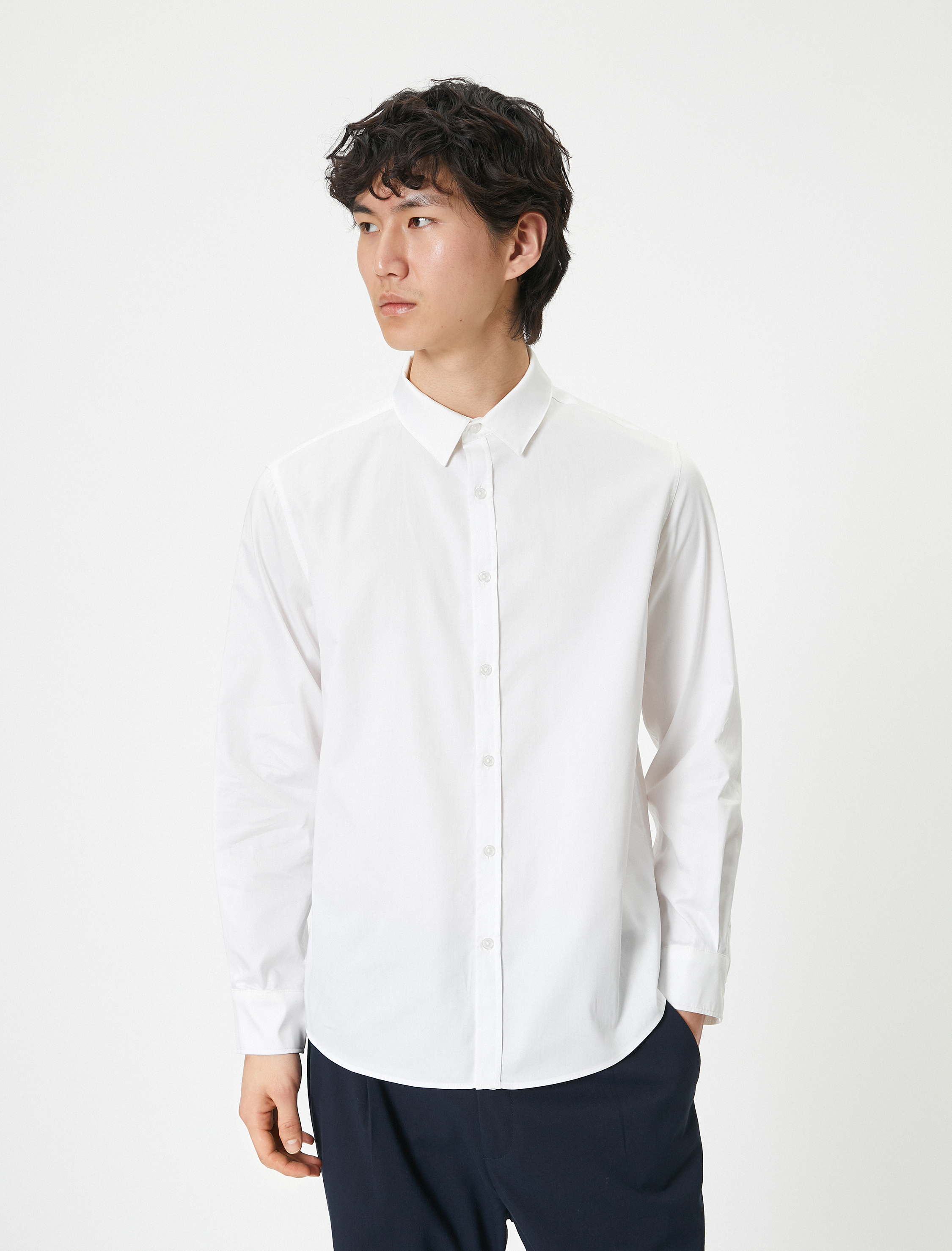 Basic Gömlek Uzun Kollu Düğmeli Klasik Yaka Slim Fit