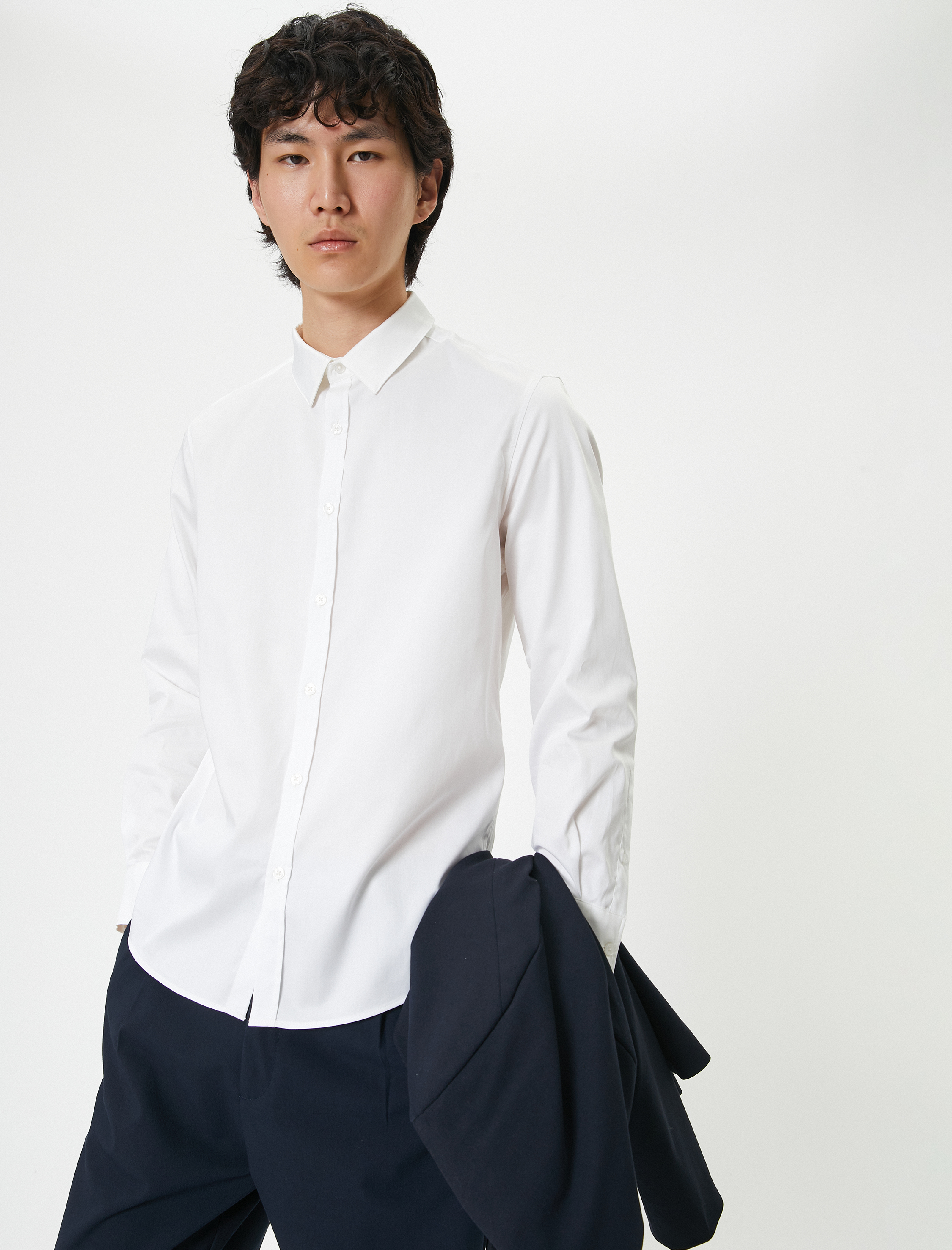 Basic Gömlek Uzun Kollu Düğmeli Klasik Yaka Slim Fit