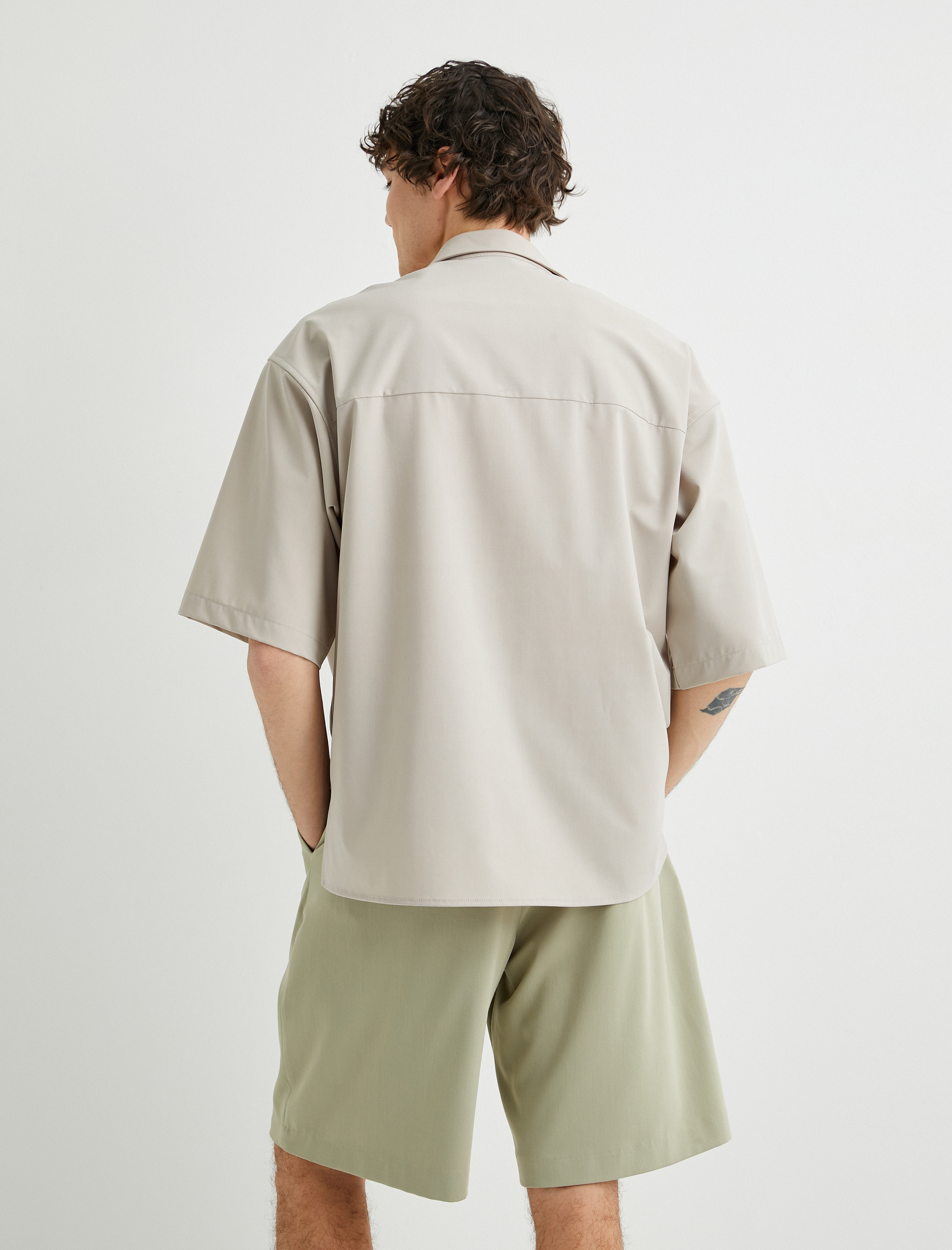 Kısa Kollu Gömlek Cep Detaylı Klasik Yaka Regular Fit