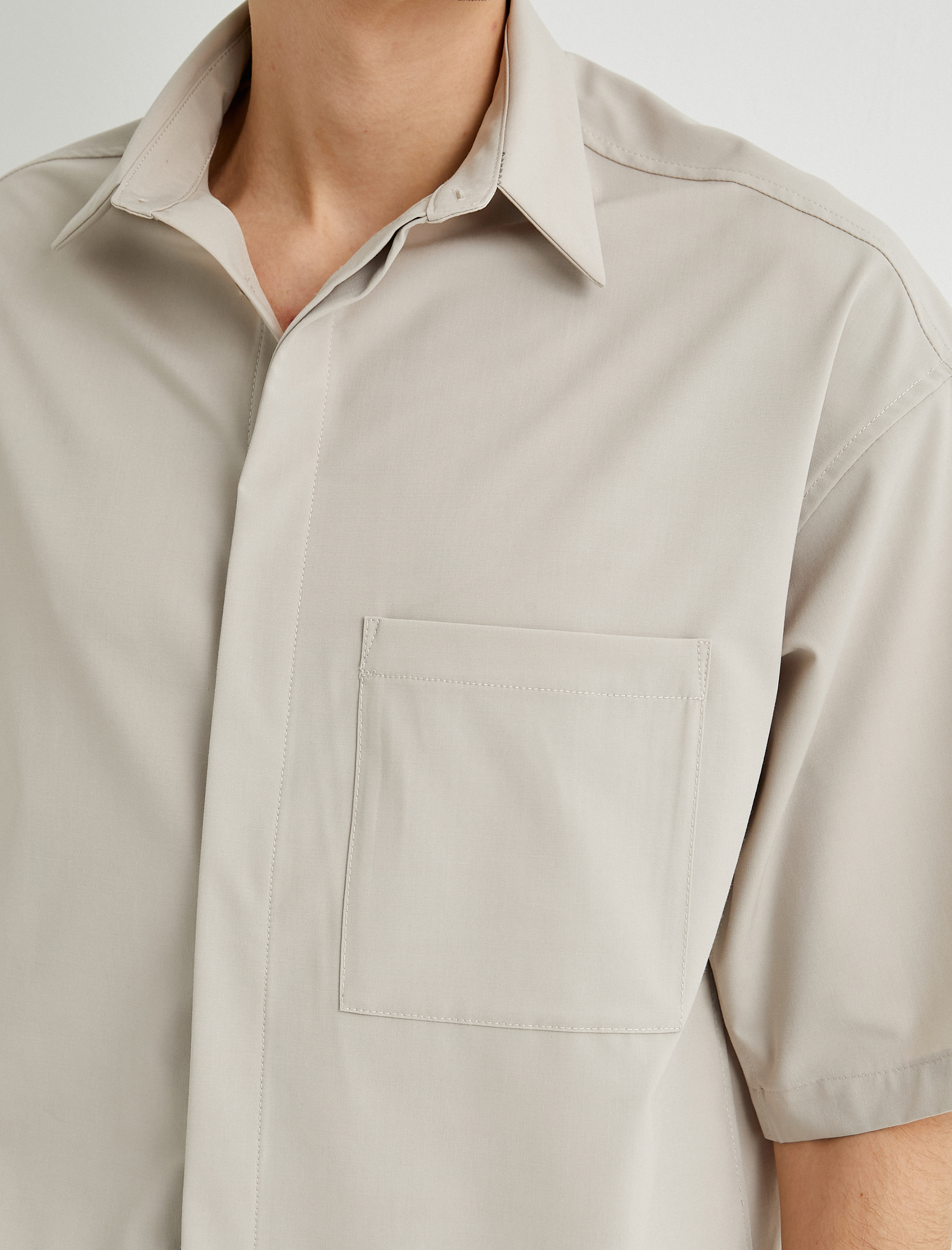 Kısa Kollu Gömlek Cep Detaylı Klasik Yaka Regular Fit