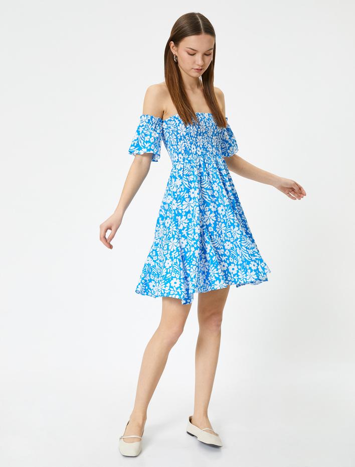  Mini Çiçekli Elbise Omzu Açık Gipeli Viskoz Kumaş