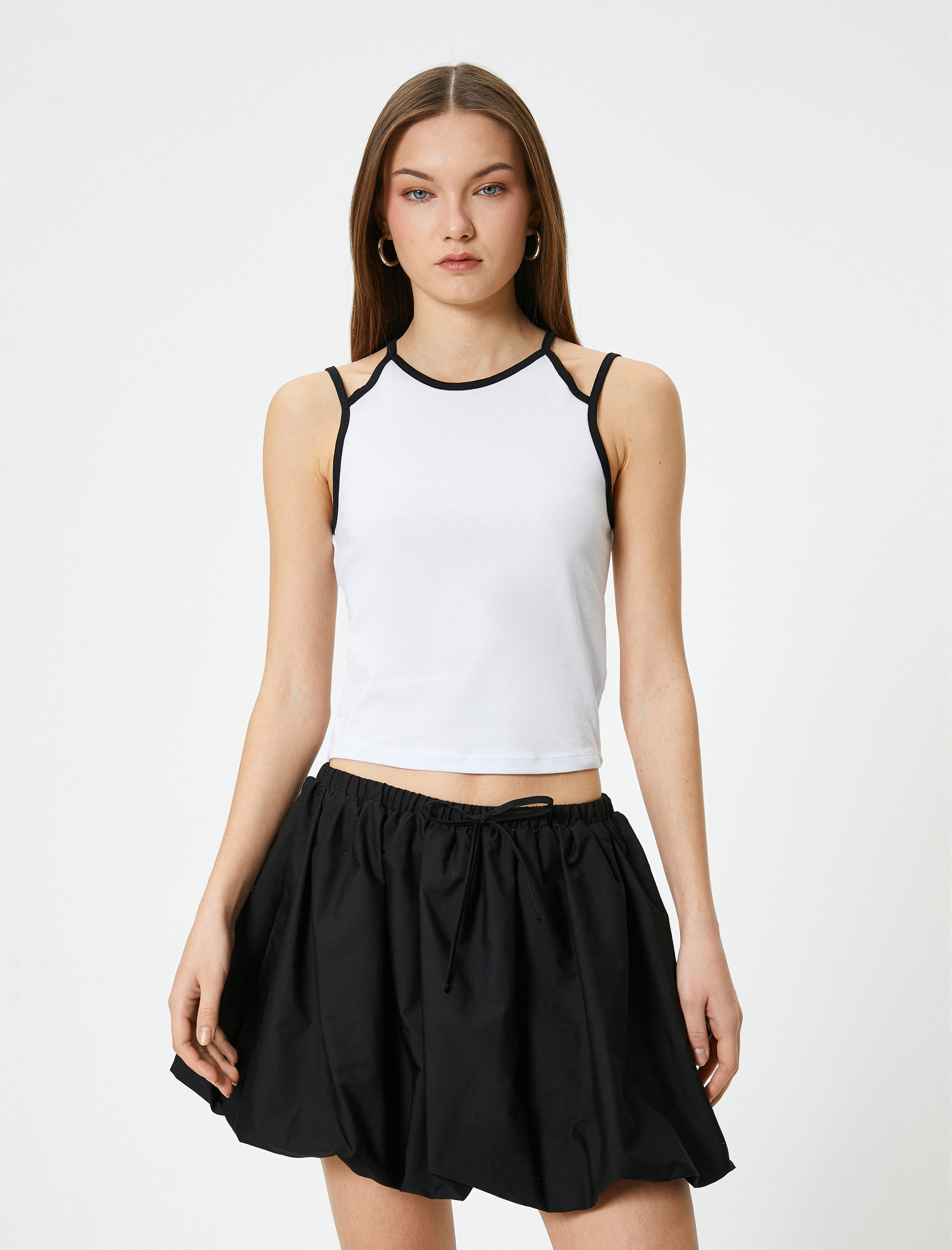   Crop Halter Yaka Üst Askılı Renk Kontrastlı