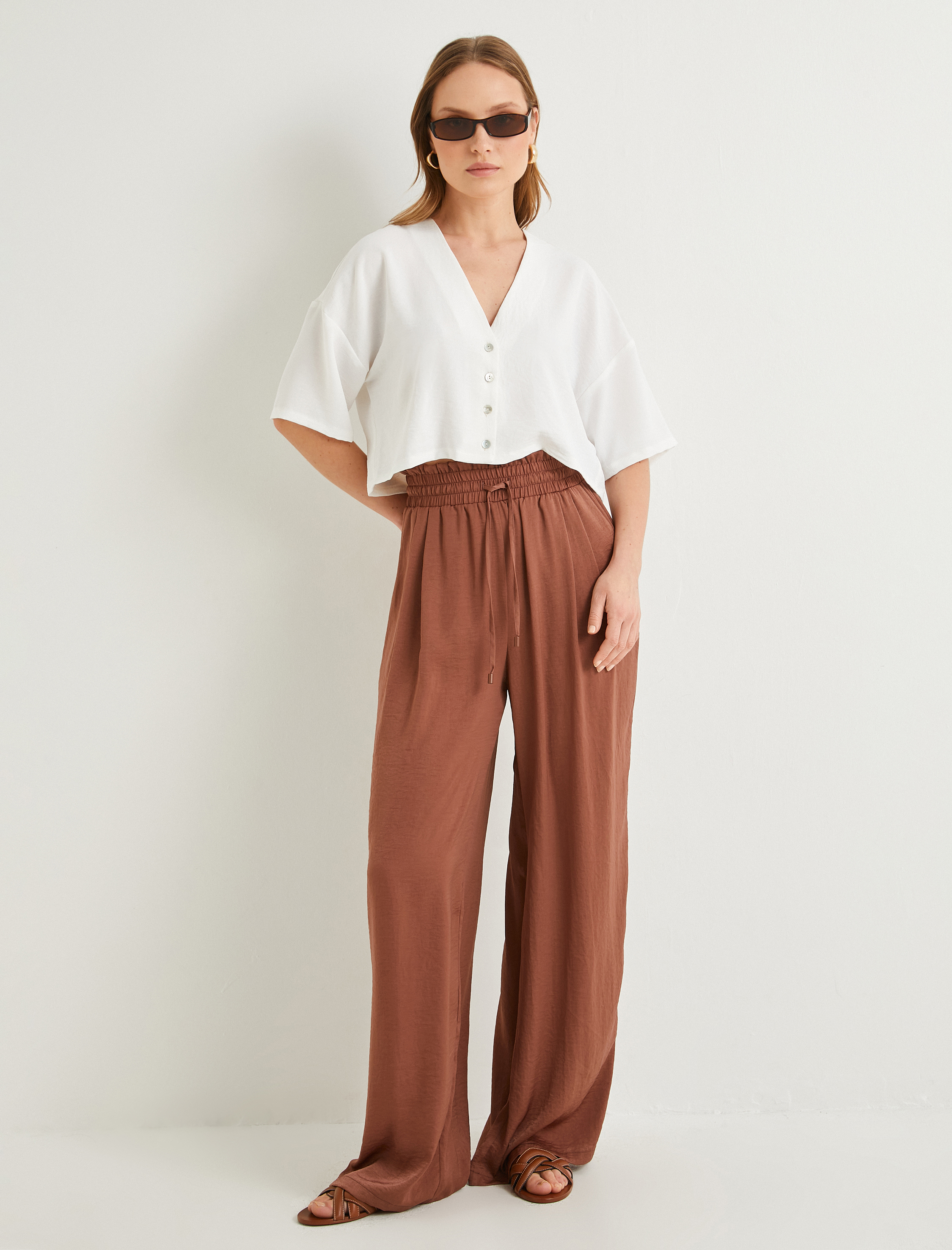   Crop Gömlek Kısa Kollu Düğmeli V Yaka