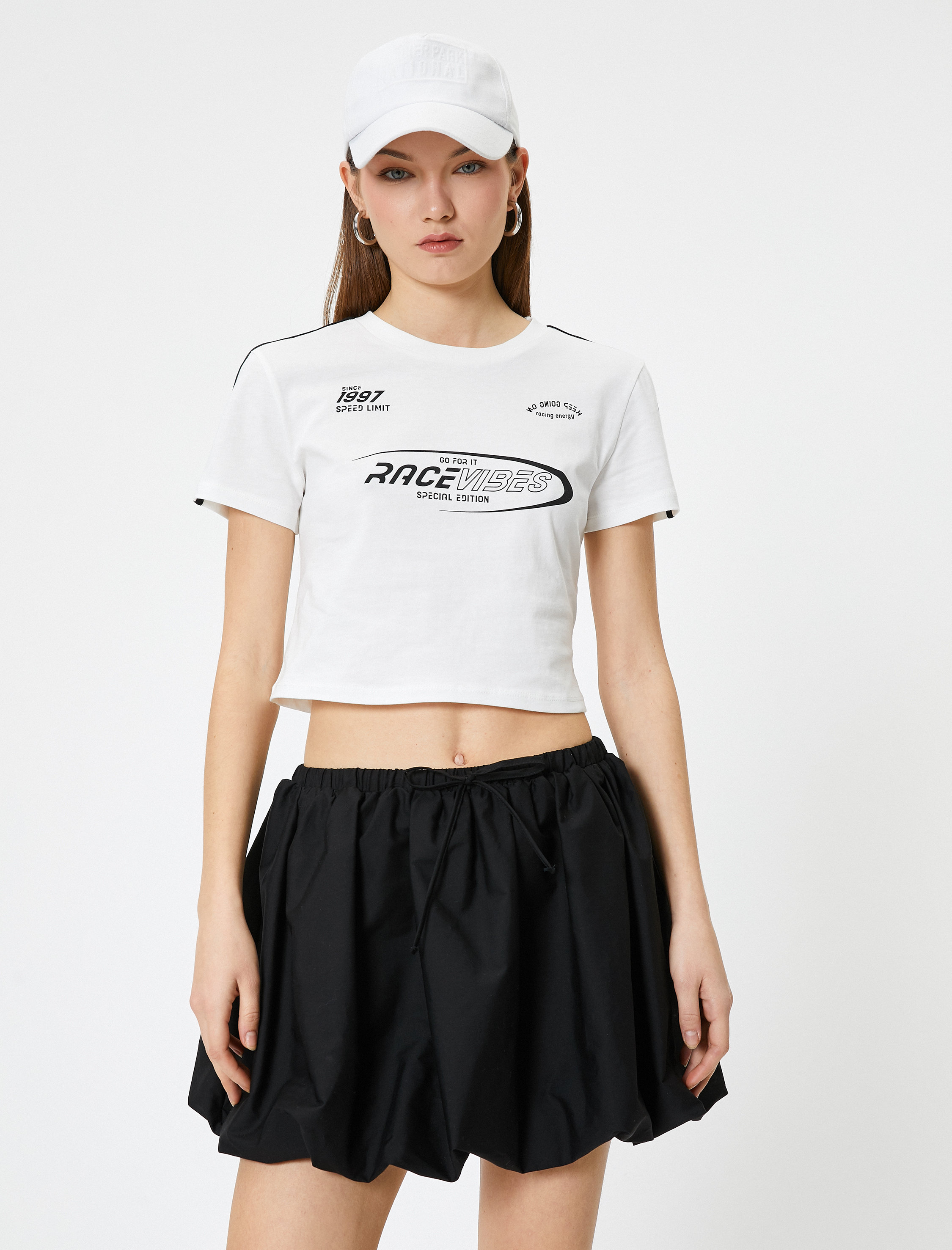   Kısa Tişört Baskılı Kısa Kollu Bisiklet Yaka