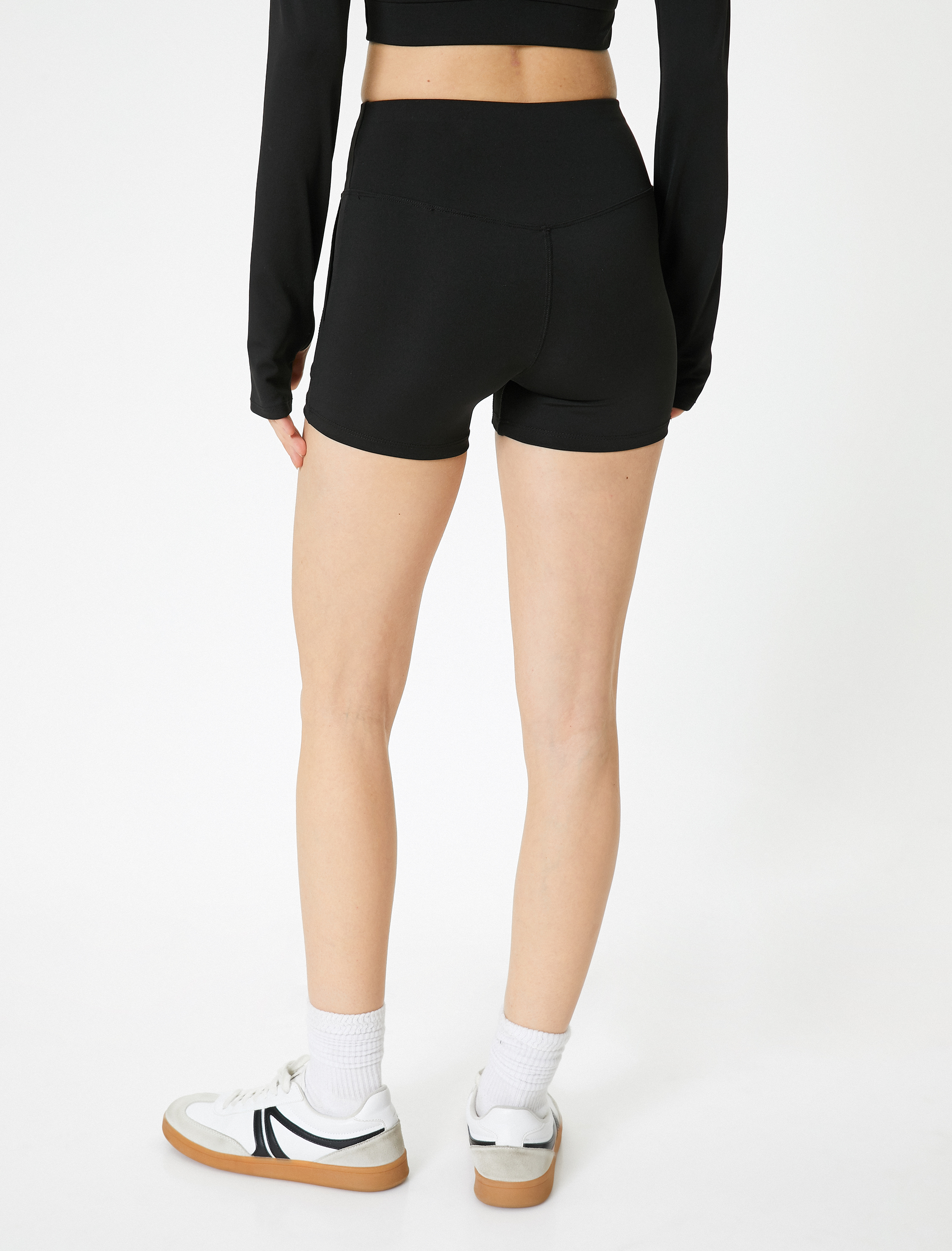   Cepli Ekstra Mini Spor Şort