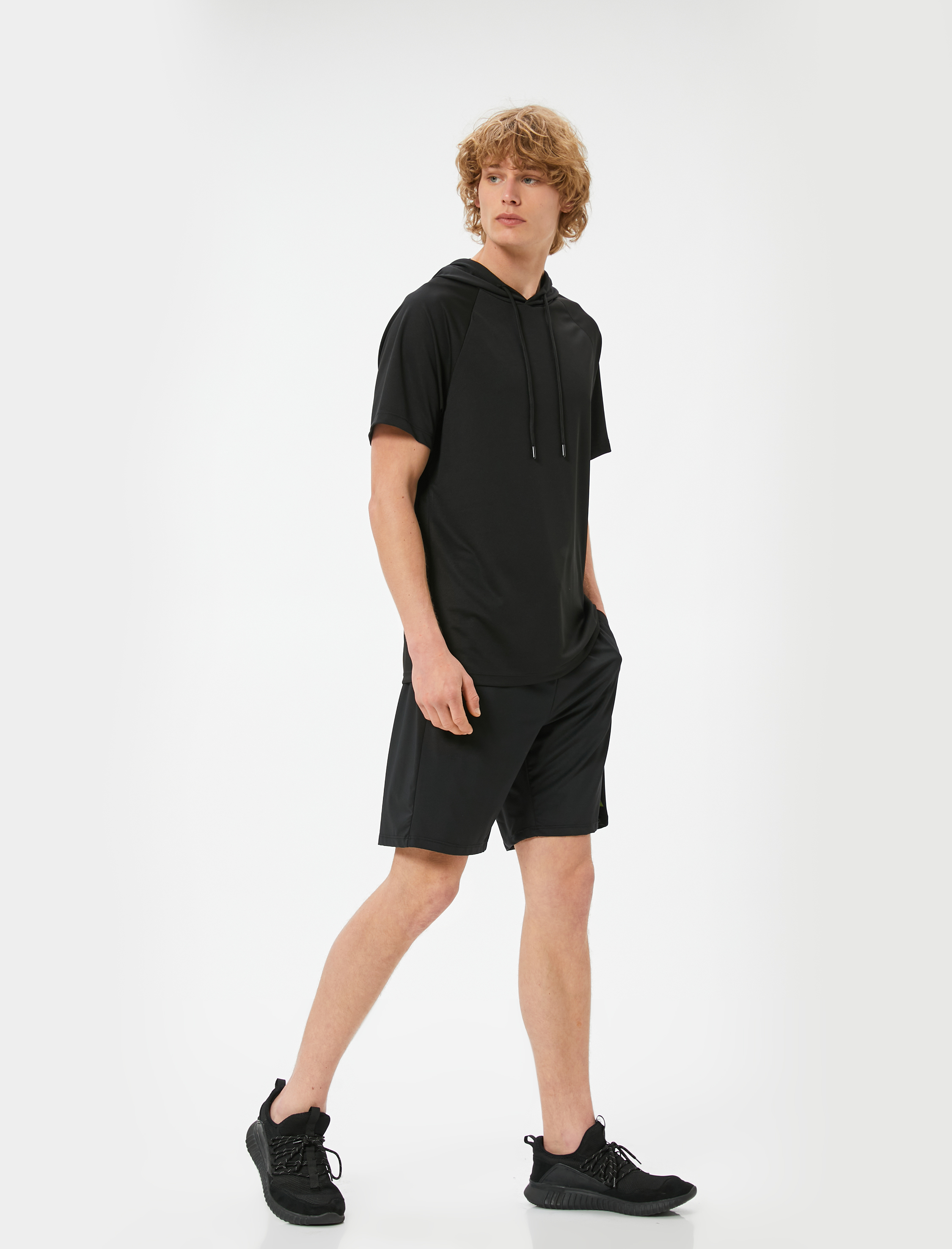   Spor Tişört Kapşonlu Kısa Kollu