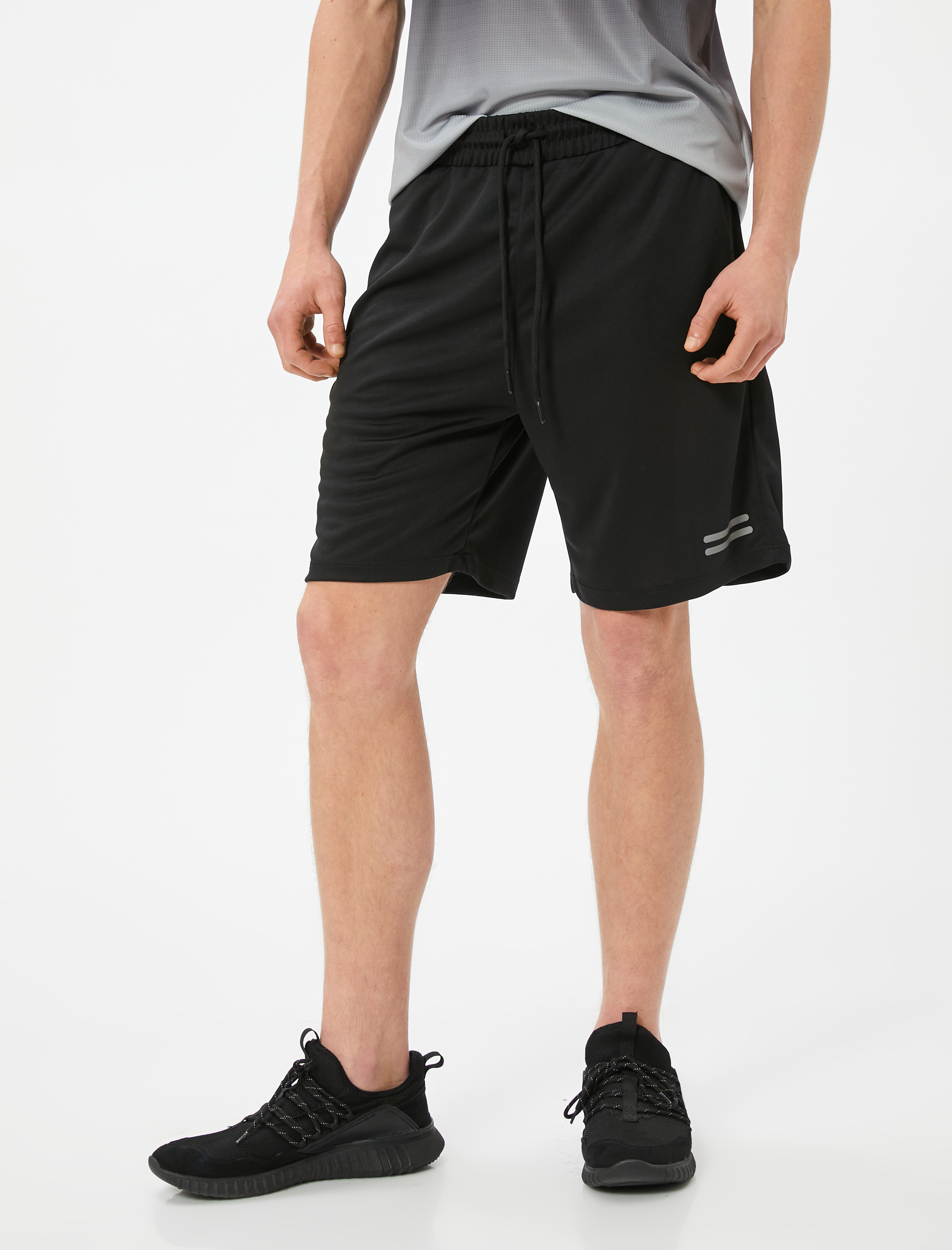   Spor Şort Şerit Baskılı Beli Bağcıklı Cepli