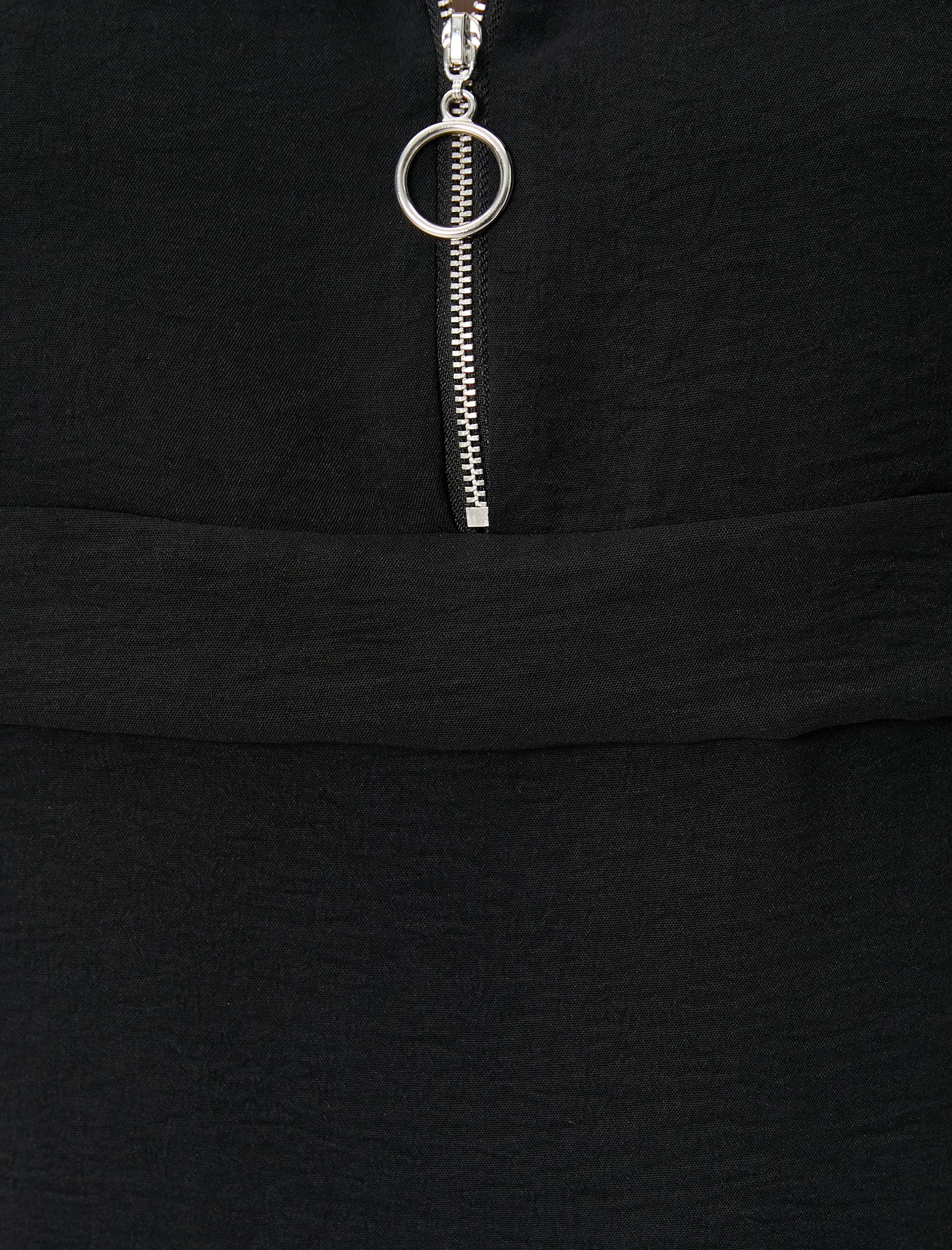   Yarım Fermuarlı Bluz Kısa Kollu Yakası Bağcıklı