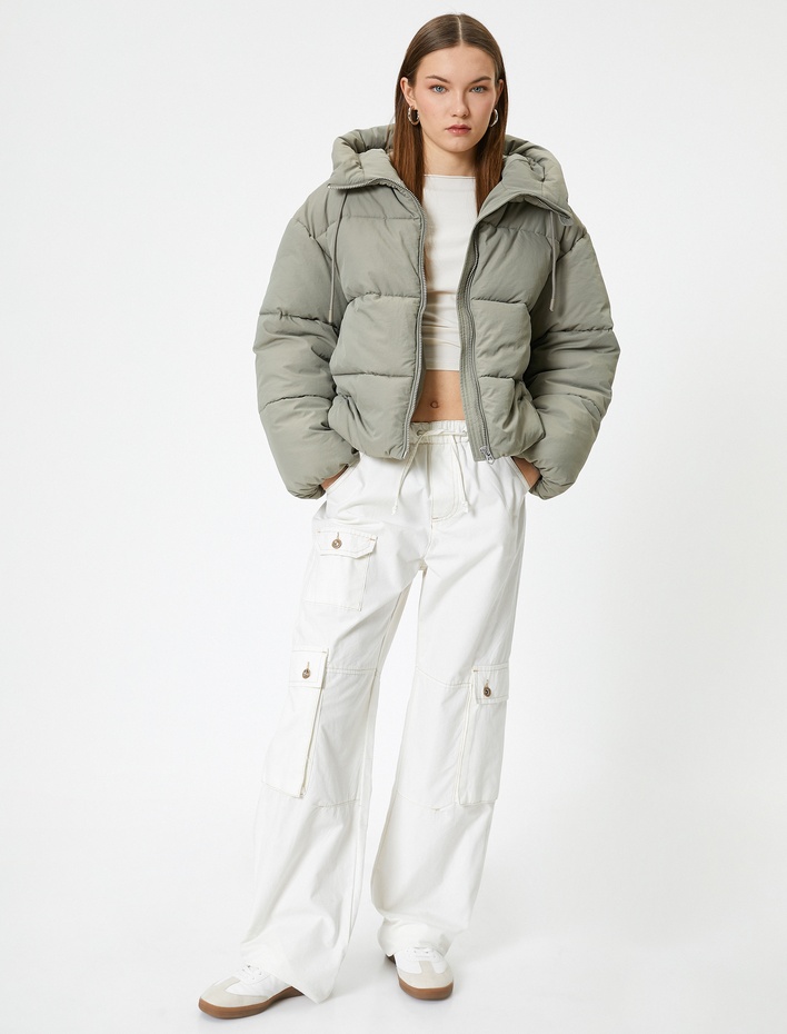  Kısa Şişme Mont Kapüşonlu Fermuarlı Cepli Rahat Kalıp