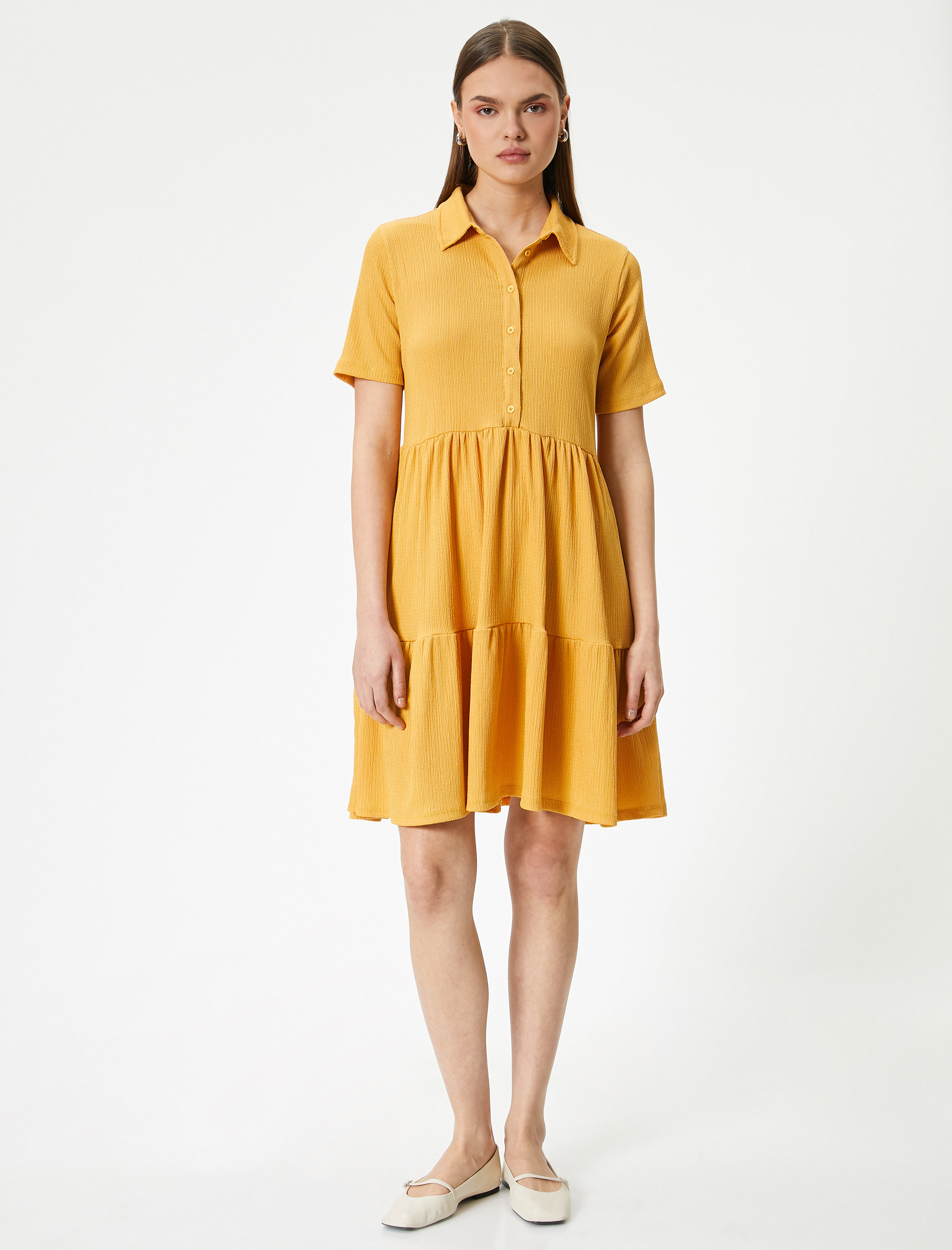   Rahat Kalıp Kısa Kollu Elbise Gömlek Yaka Düğme Detaylı Katlı Bürümcük