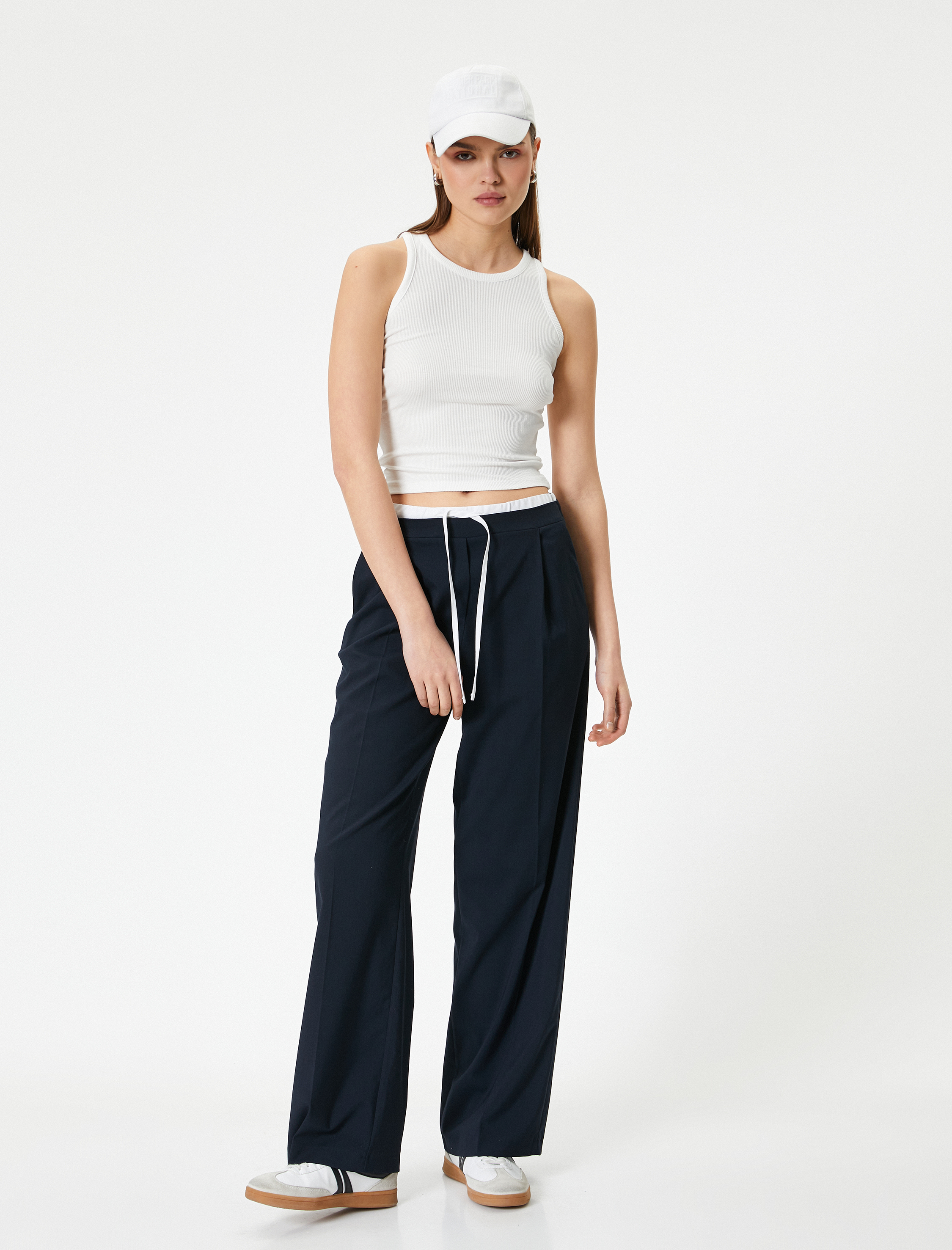   Fitilli Basic Üst Yuvarlak Yaka Viskoz Kumaş Slim Fit