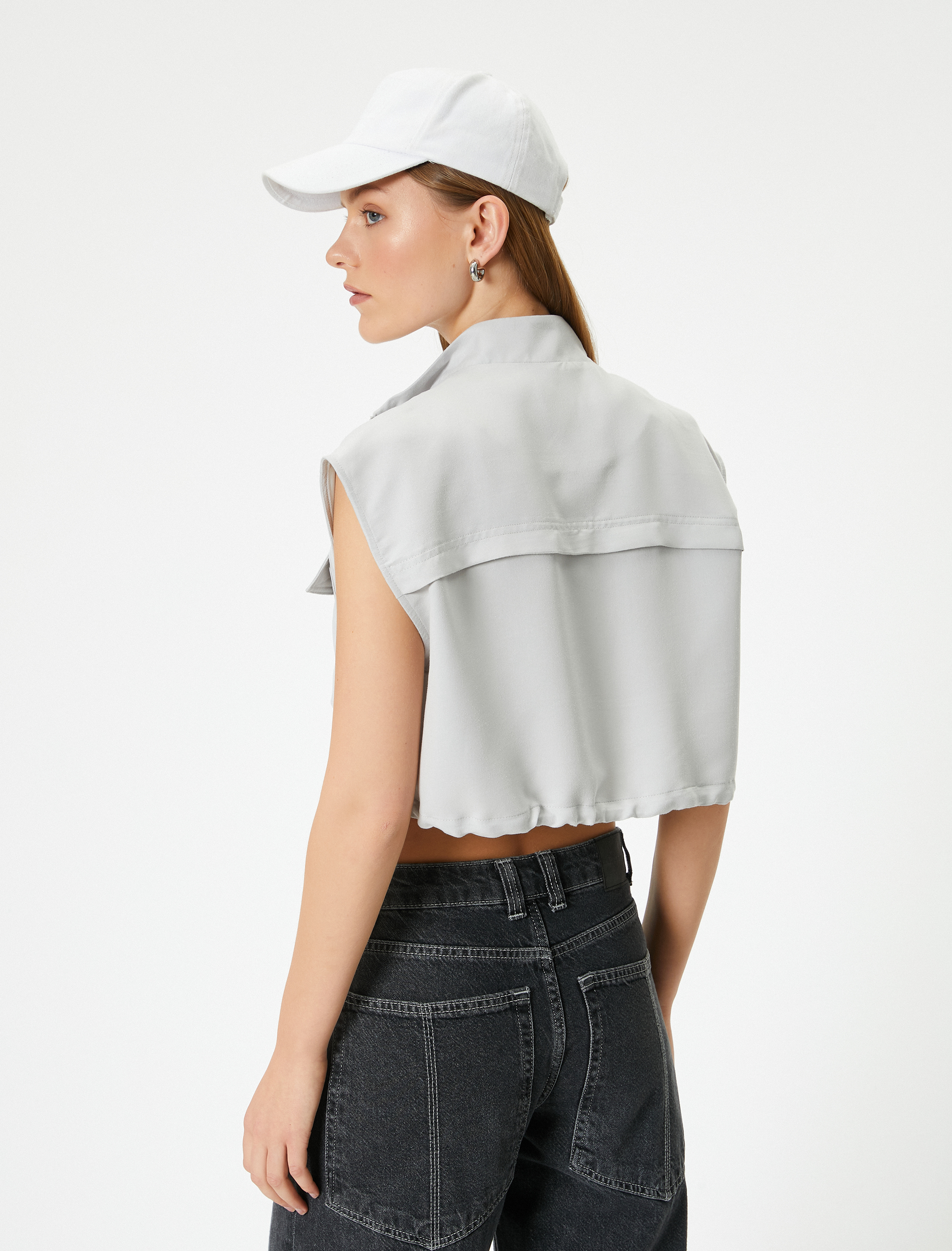   Crop Yelek Fermuarlı Kapaklı Cepli Dik Yaka