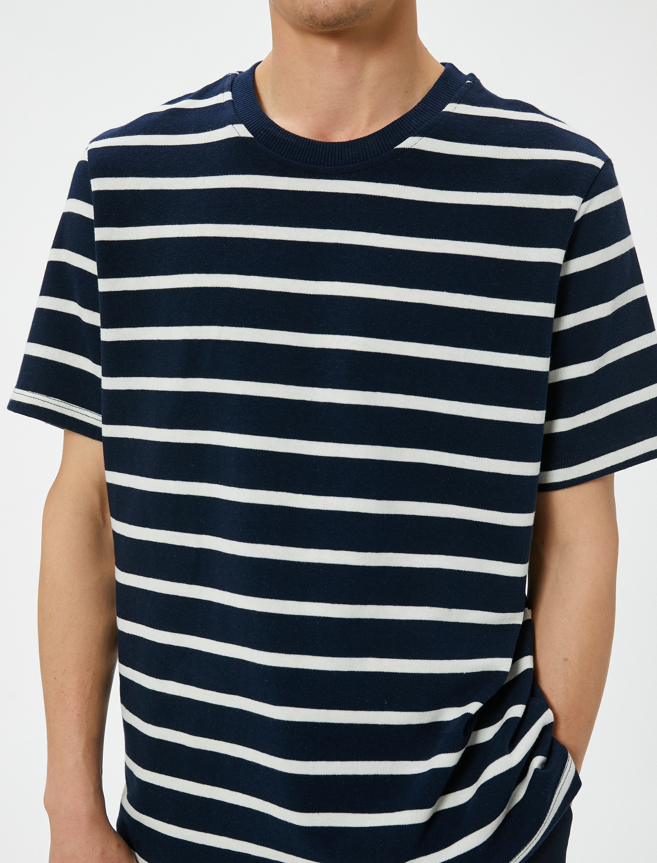   Basic Tişört Bisiklet Yaka Kısa Kollu Pamuklu