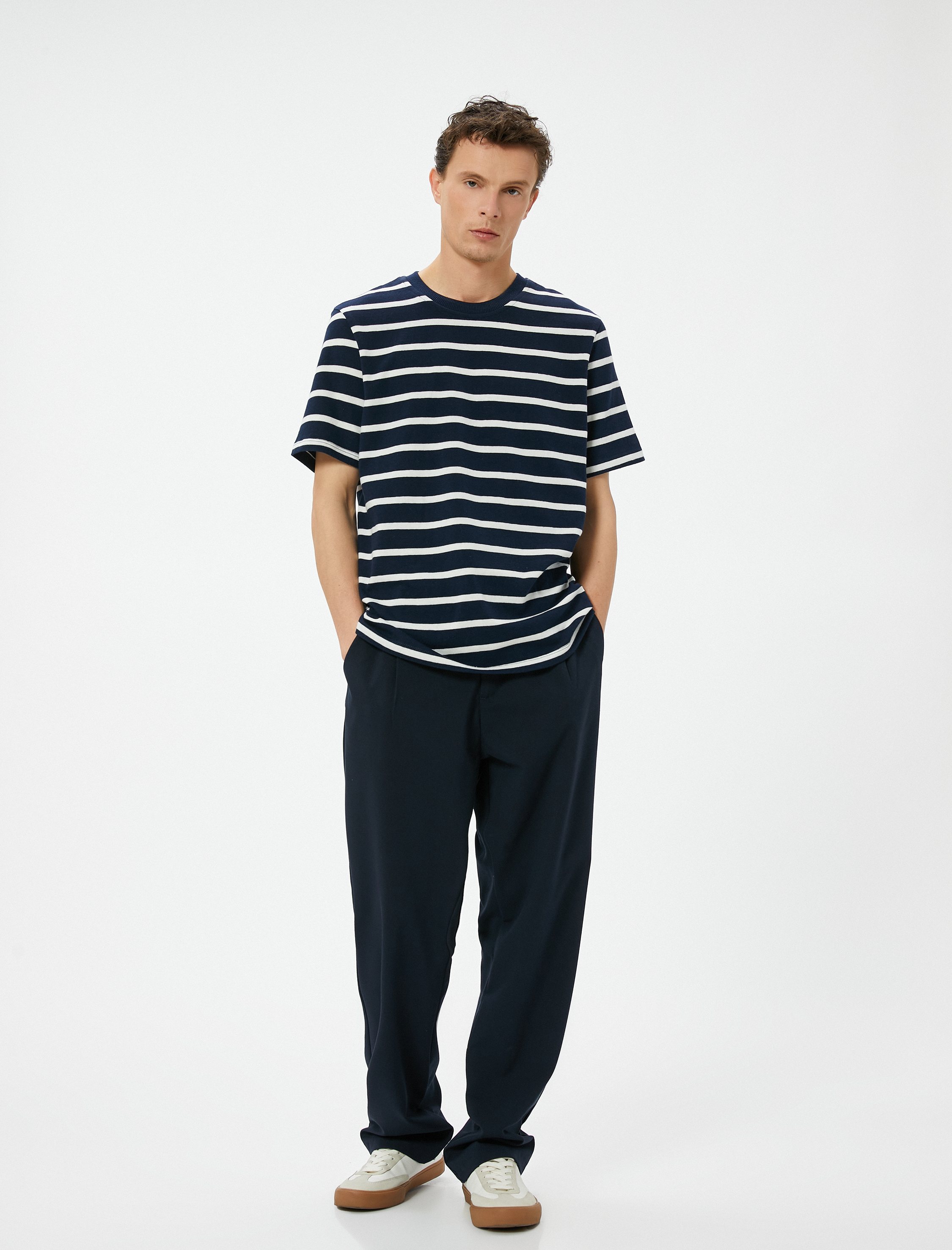   Basic Tişört Bisiklet Yaka Kısa Kollu Pamuklu