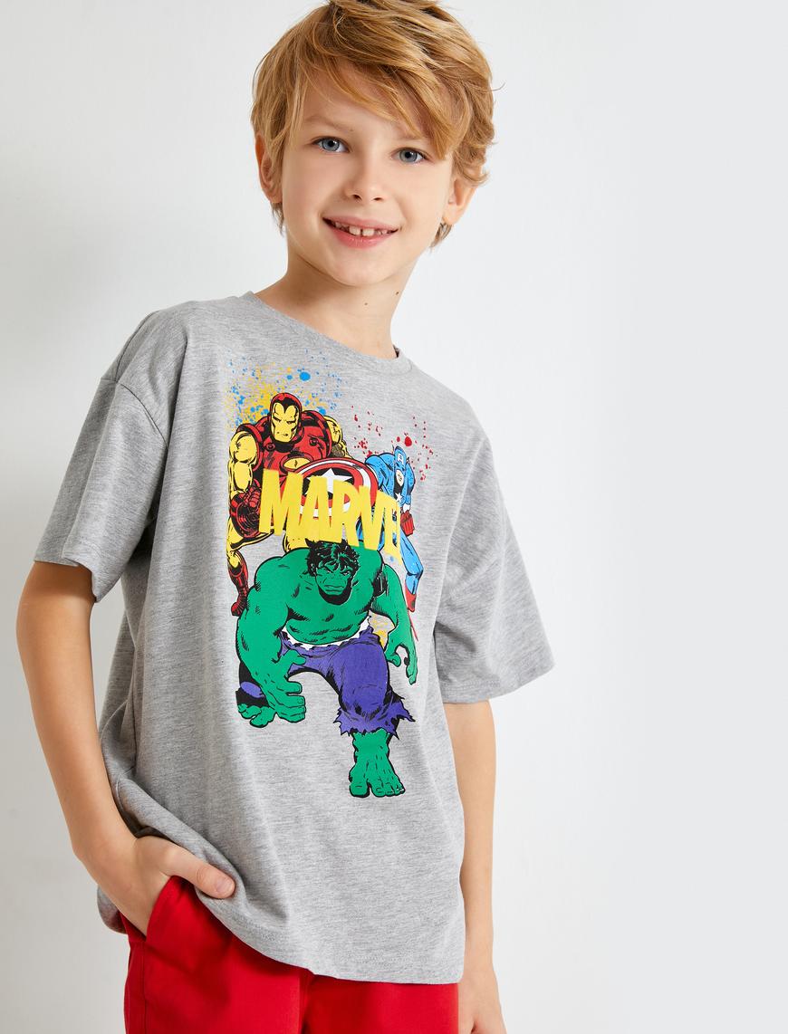  Erkek Çocuk Marvel Tişört Lisanslı Kısa Kollu Bisiklet Yaka