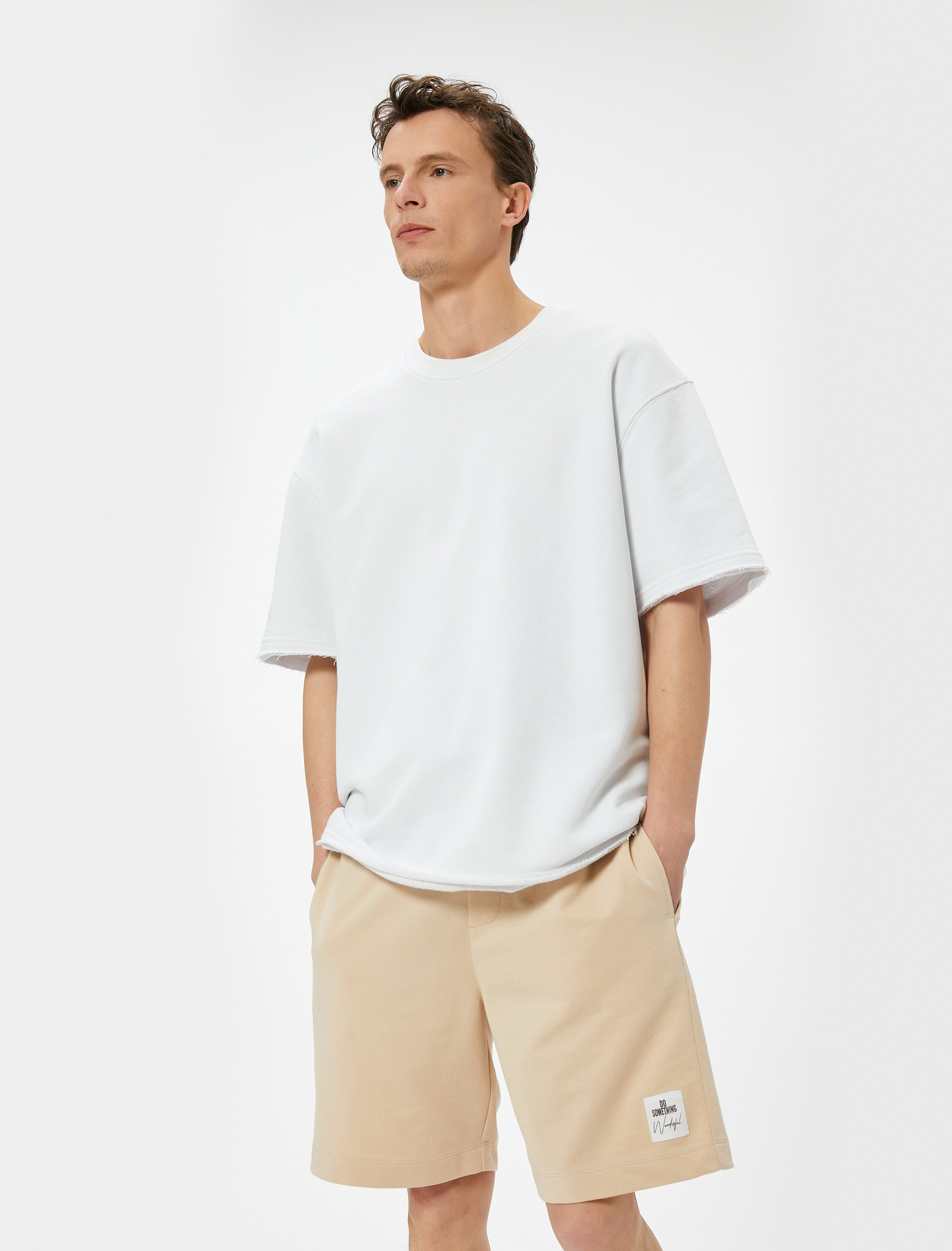 Bermuda Şort Beli Bağcıklı Etiket Baskılı Cepli