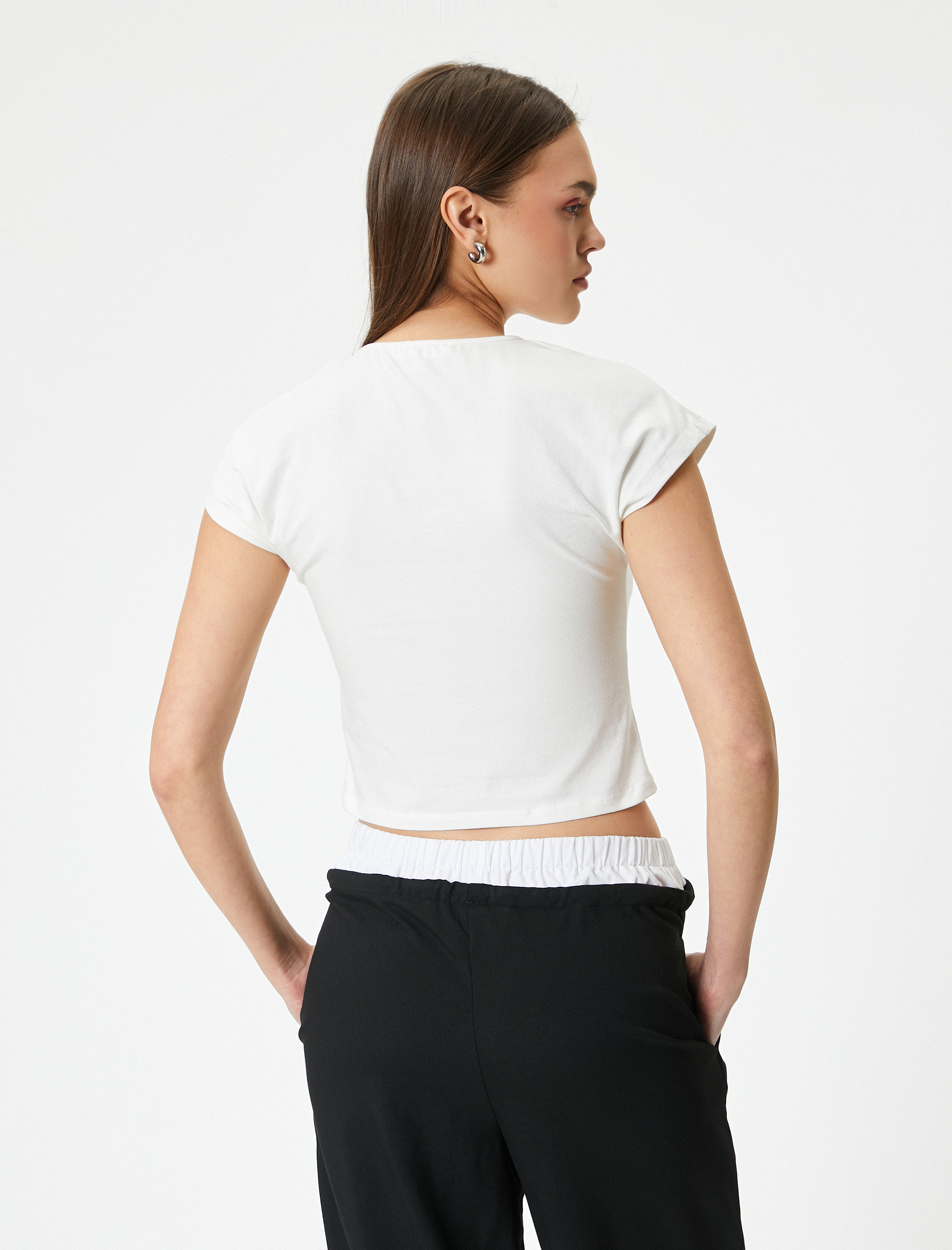   Fiyonklu Tişört  Crop Kısa Kollu Bisiklet Yaka Pamuklu