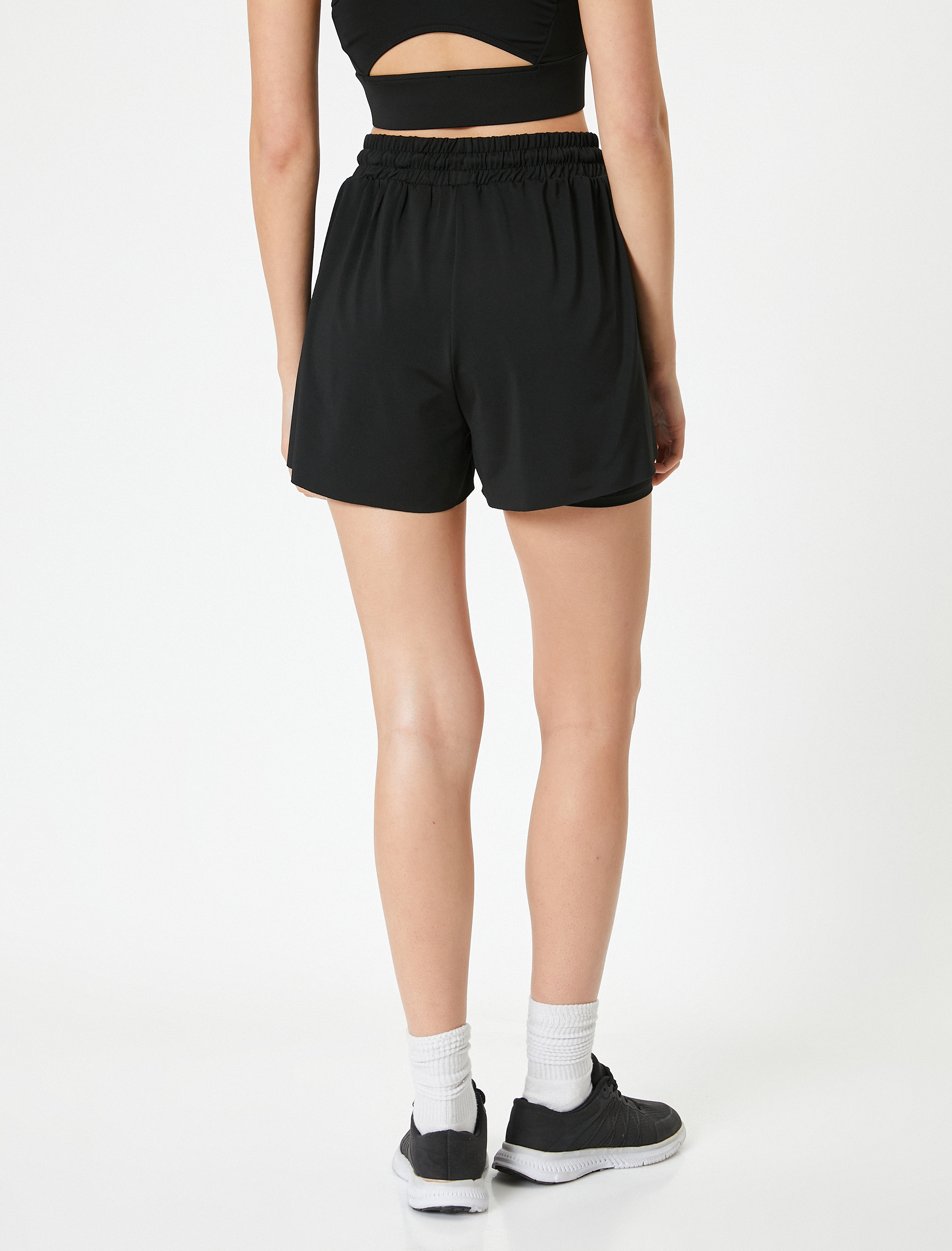   Spor Taytlı Şort Mini Standart Bel Rahat Kalıp Yırtmaç Detaylı