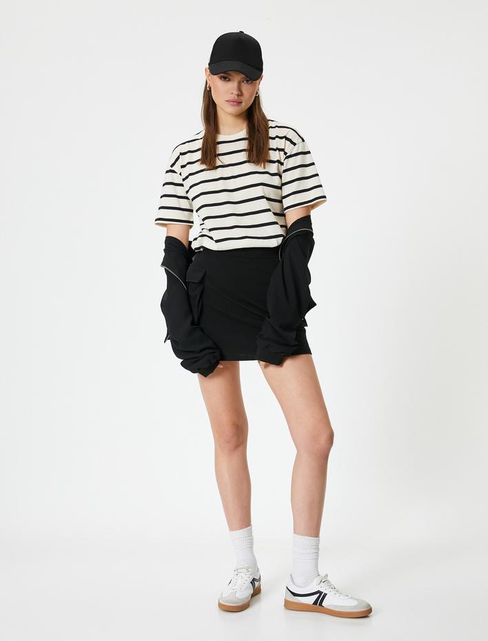  Kısa Kollu Tişört Bisiklet Yaka Rahat Kalıp Pamuklu