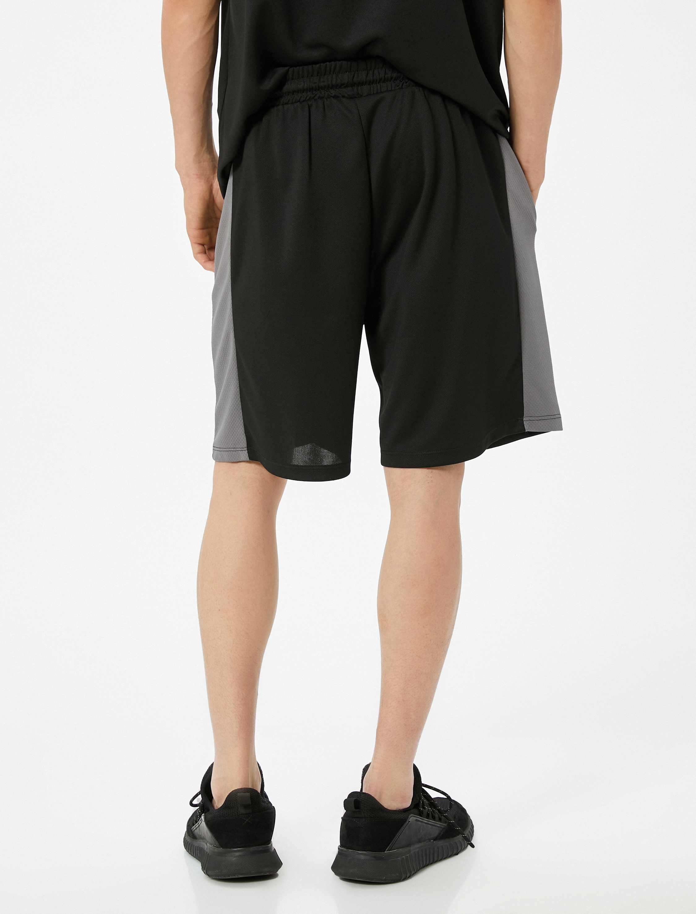   Spor Şort Şerit Baskılı Beli Bağcıklı Cepli