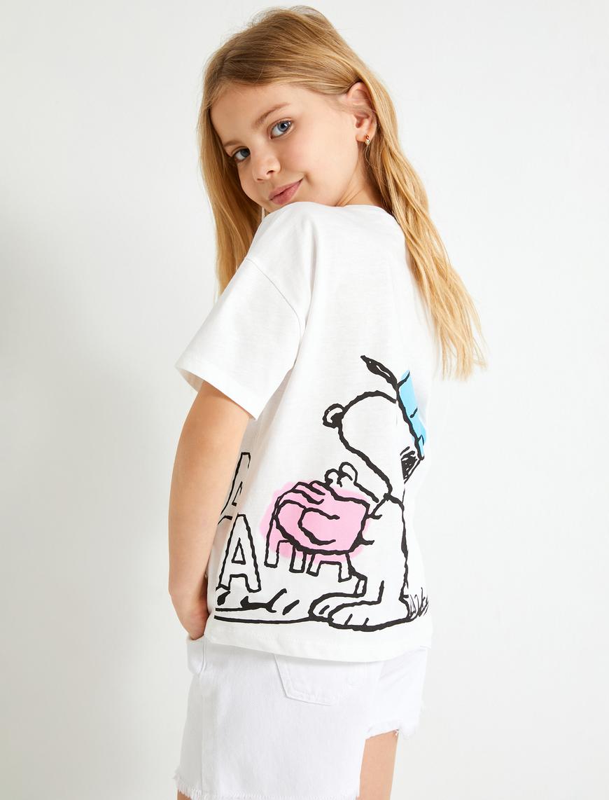  Kız Çocuk Snoopy Tişört Lisanslı Arkası ve Önü Baskılı Kısa Kollu Bisiklet Yaka Pamuklu