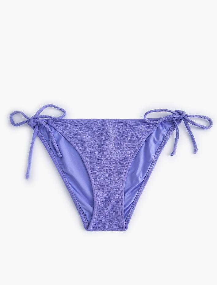  İpli Bikini Altı Yanları Bağlamalı Dokulu Normal Bel