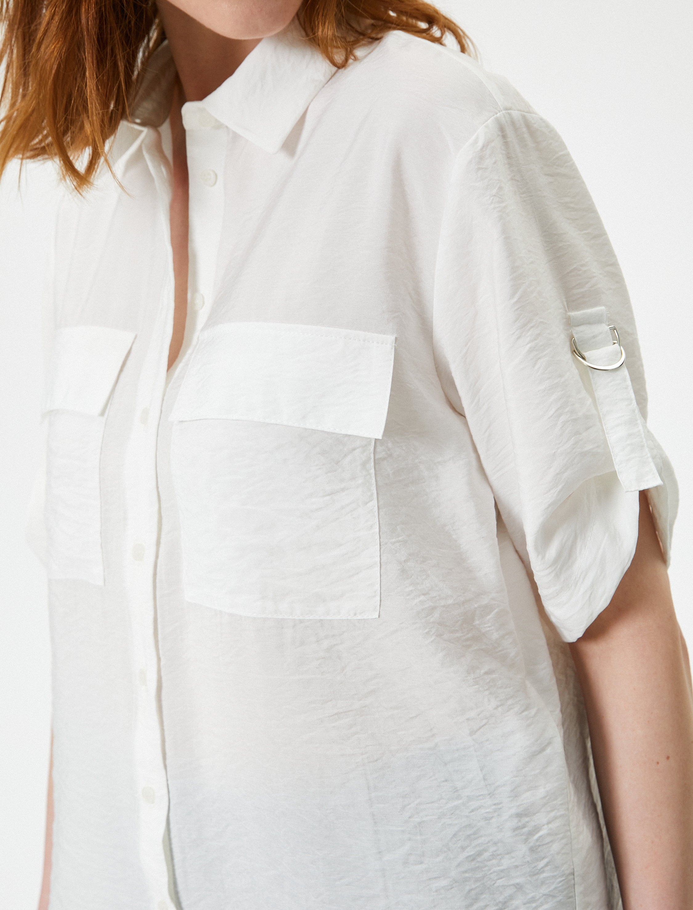   Kısa Kollu Gömlek Kapaklı Cep Detaylı Rahat Kalıp