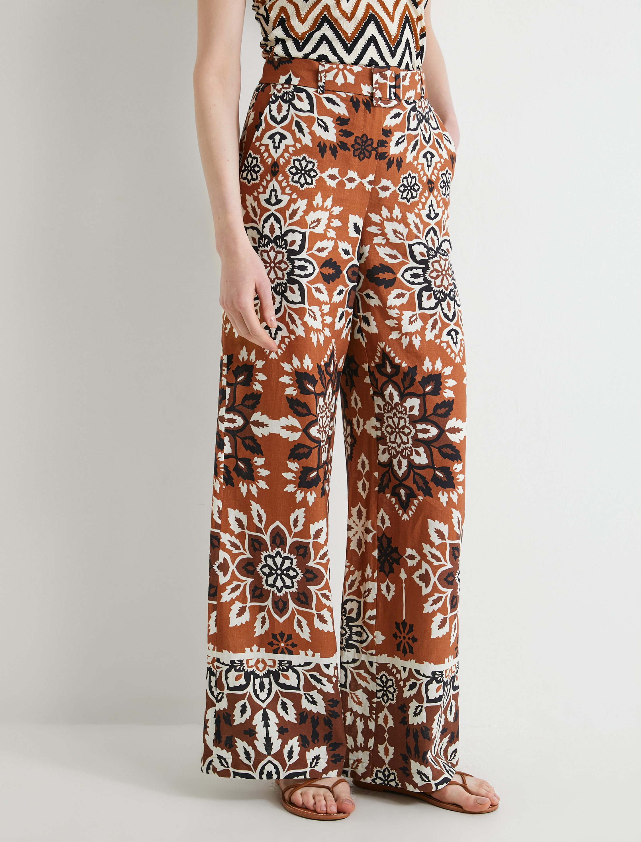   Bol Paça Pantolon Etnik Desenli Cep Detaylı Kemerli