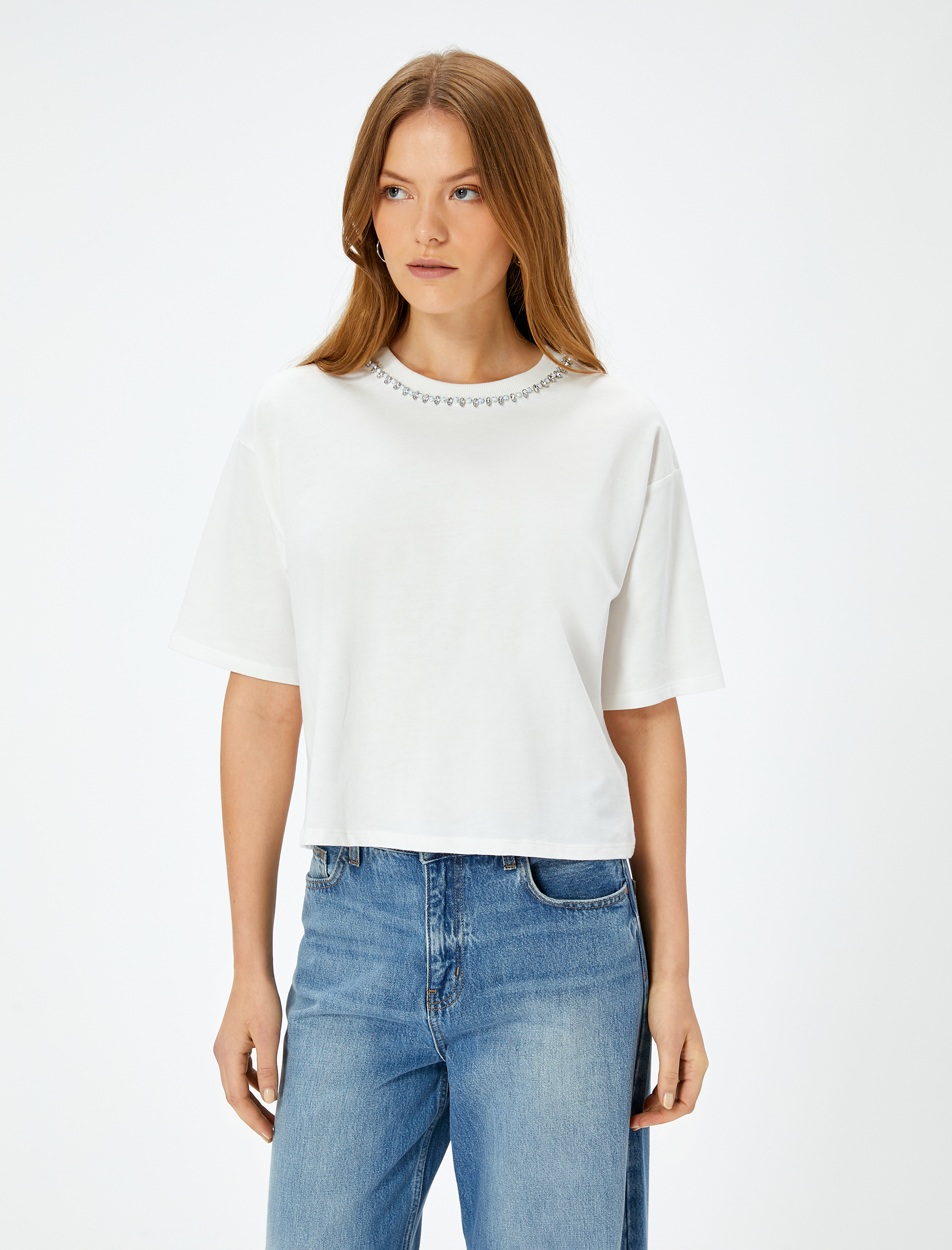   Kısa Kollu Tişört Yaka Detaylı Pamuklu