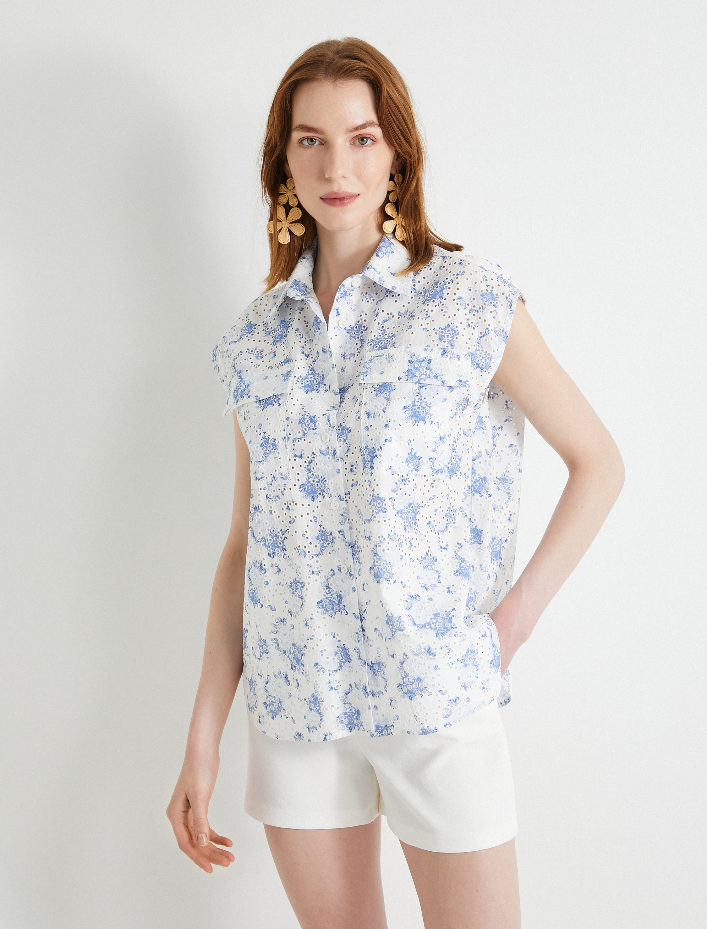   Çiçekli Gömlek Kısa Kollu Fisto Cep Detaylı Düğmeli Pamuklu