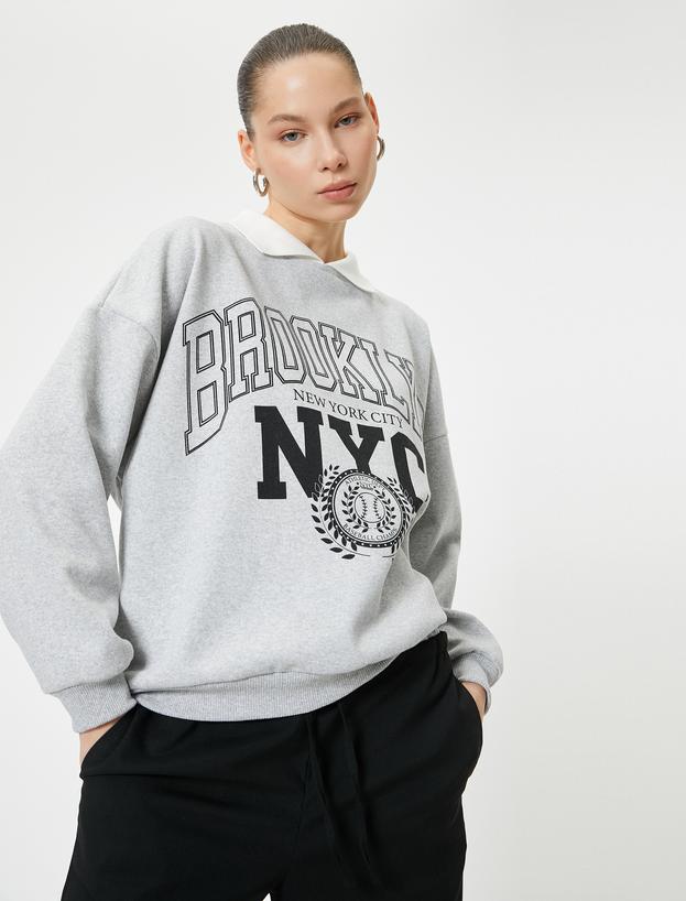 Oversize Polo Yaka Sweatshirt  Kolej Temalı Baskılı_0